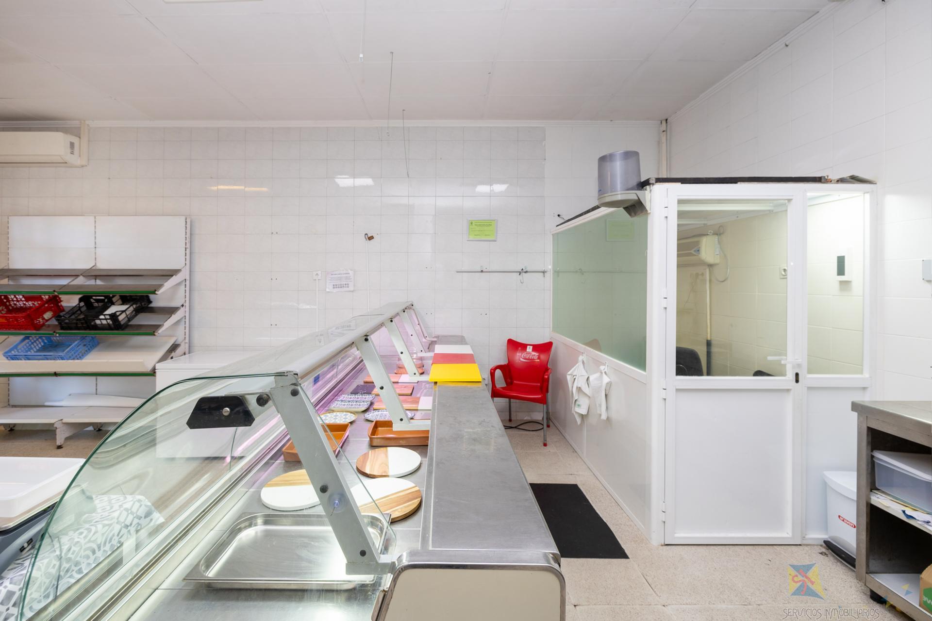 Venta de local en Motril