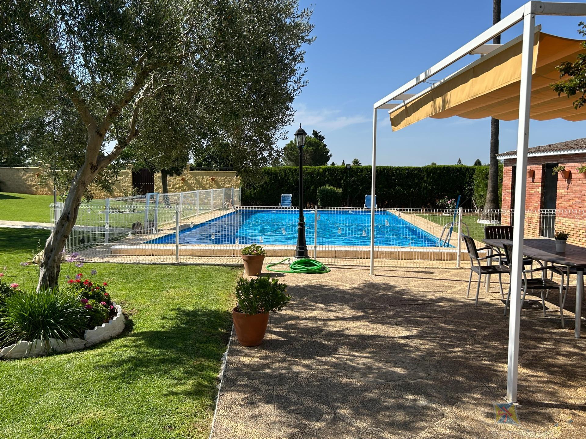 Venta de  en Villanueva del Ariscal