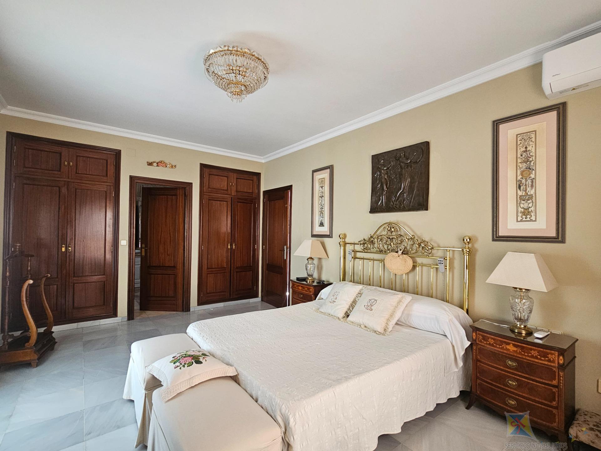 Venta de casa en Coria del Rio