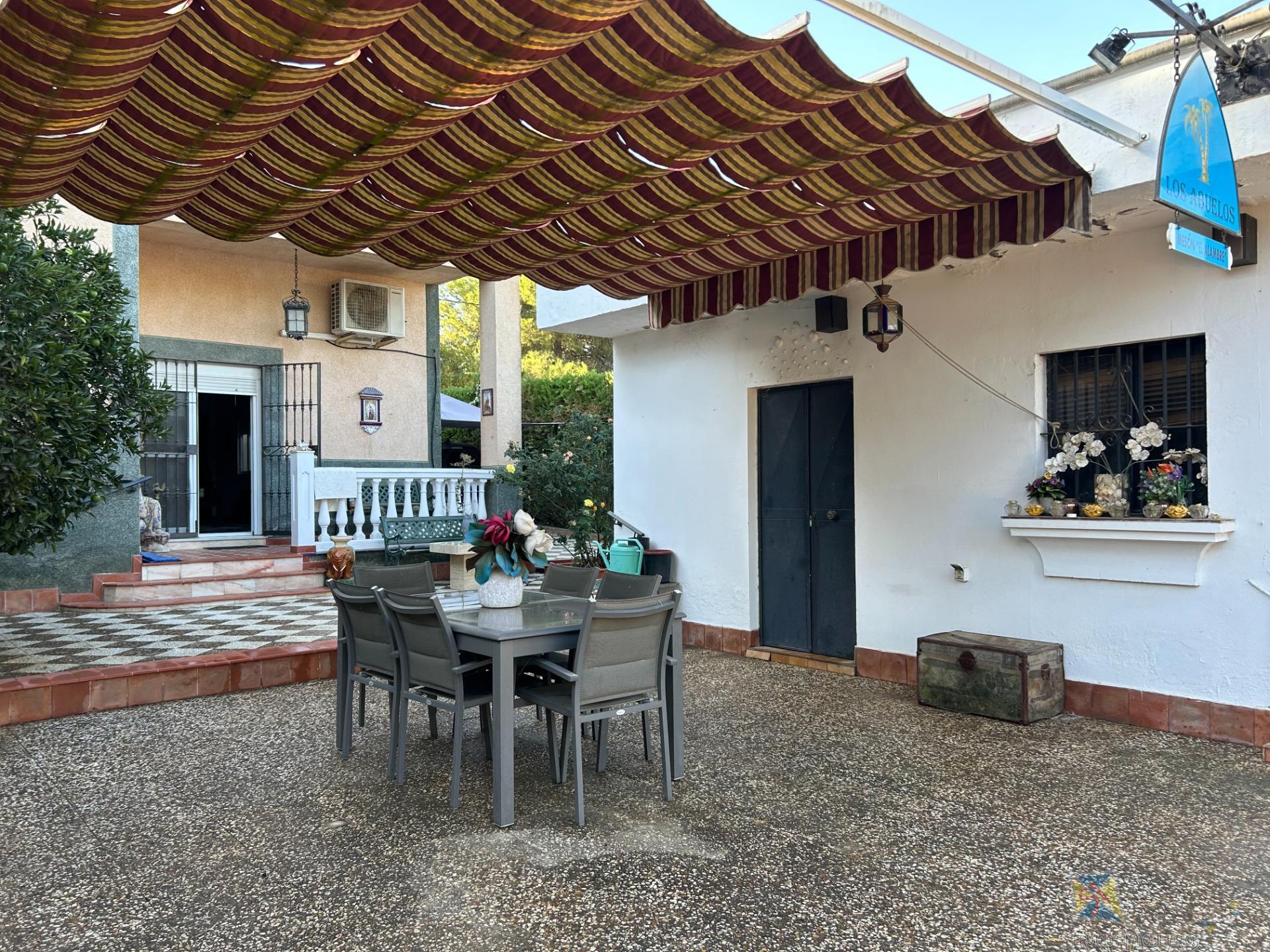 Venta de chalet en Almensilla