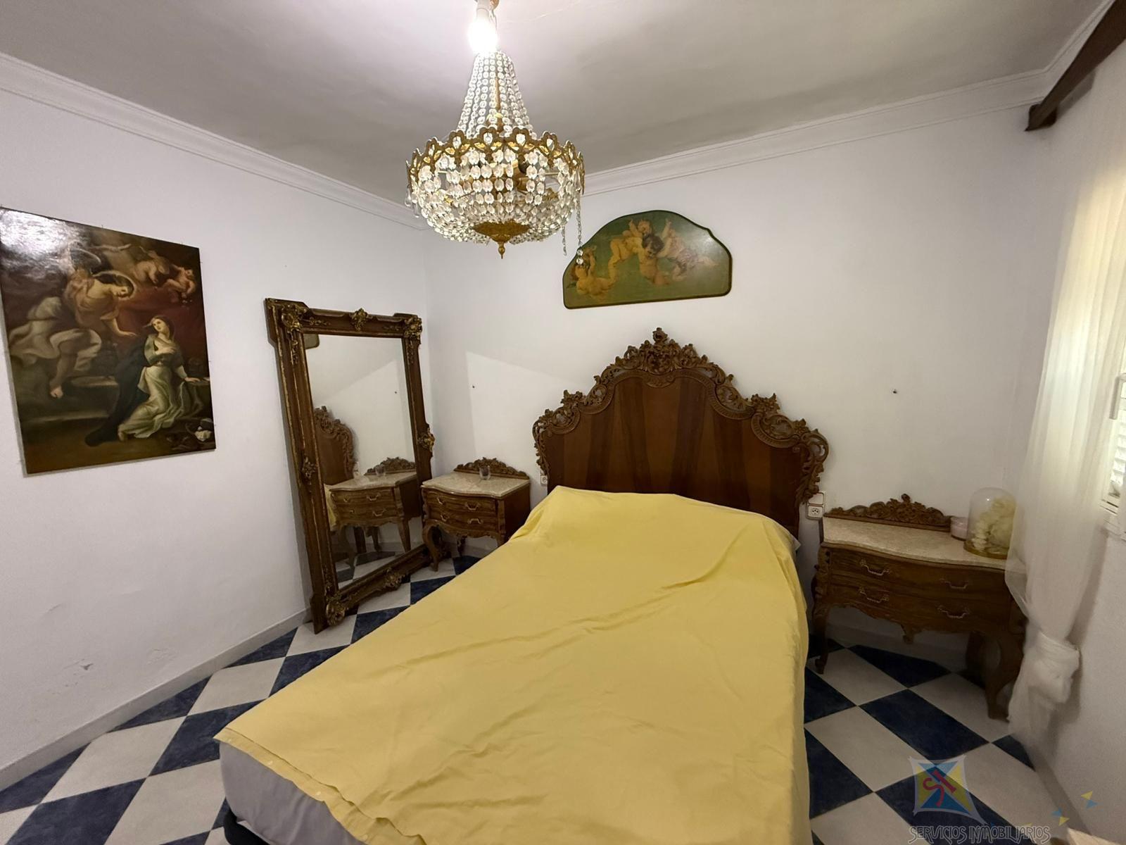 Venta de casa en Las Cabezas de San Juan