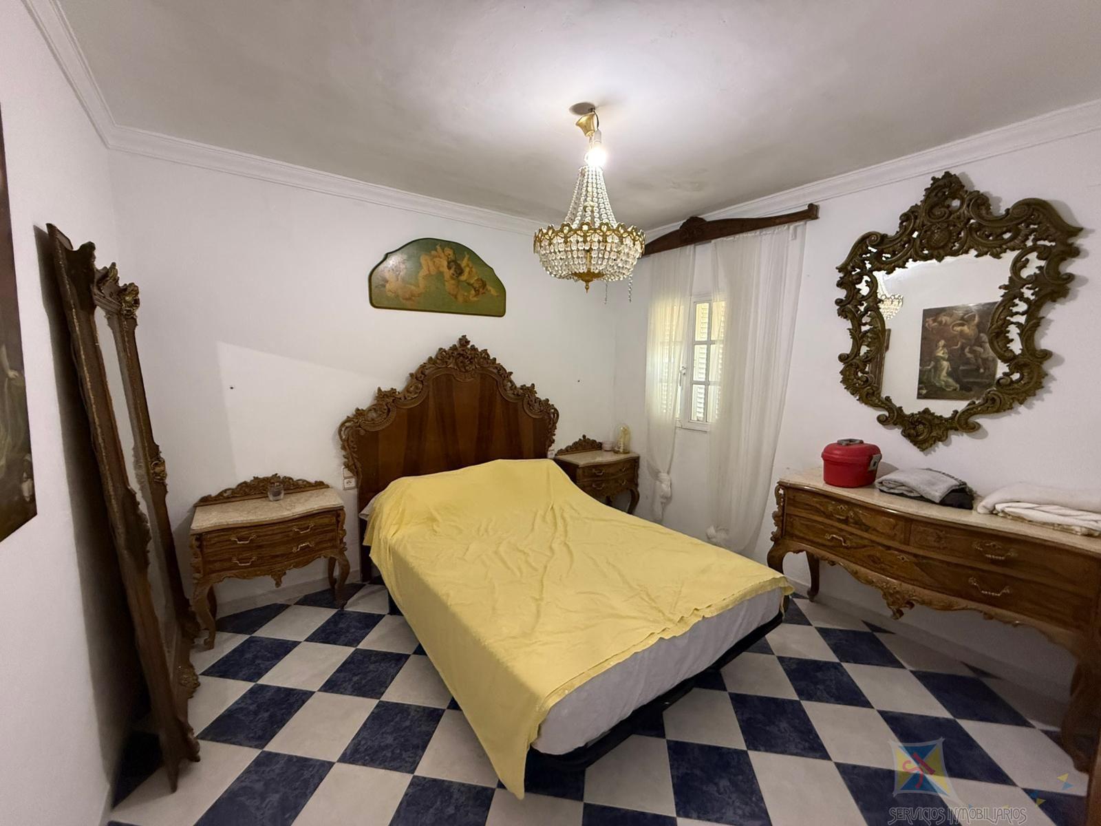 Venta de casa en Las Cabezas de San Juan