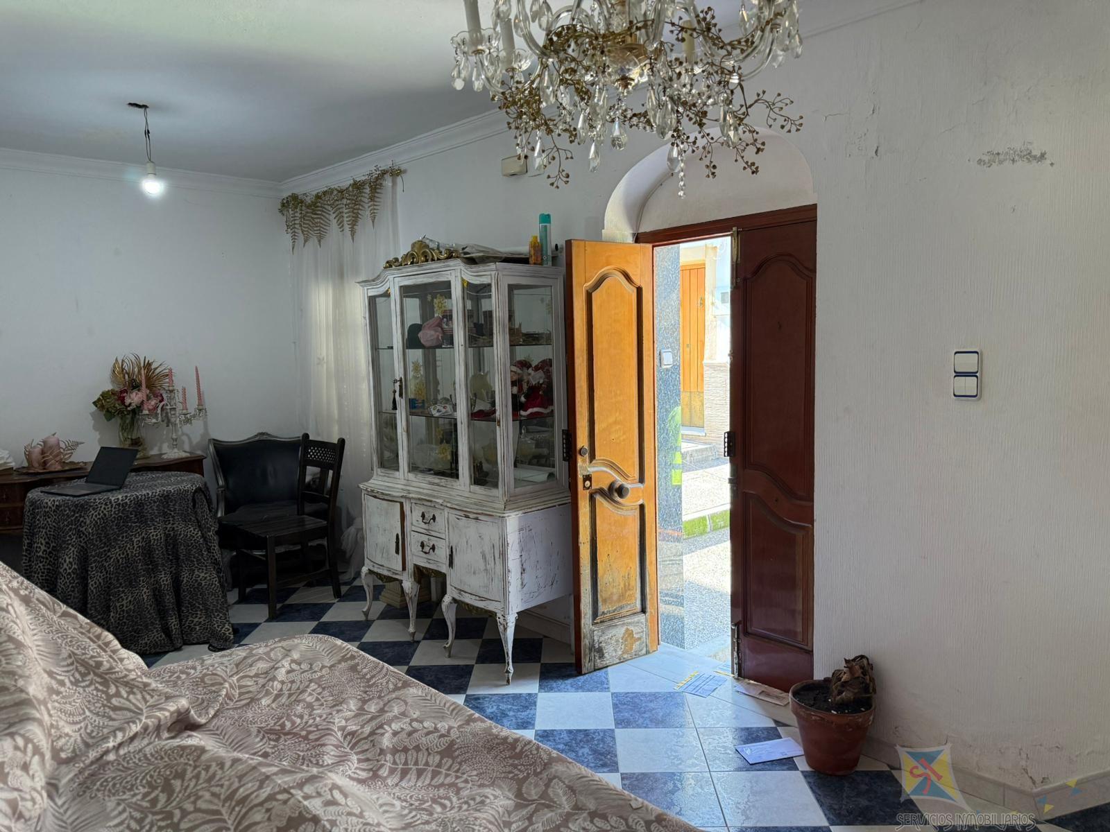 Venta de casa en Las Cabezas de San Juan