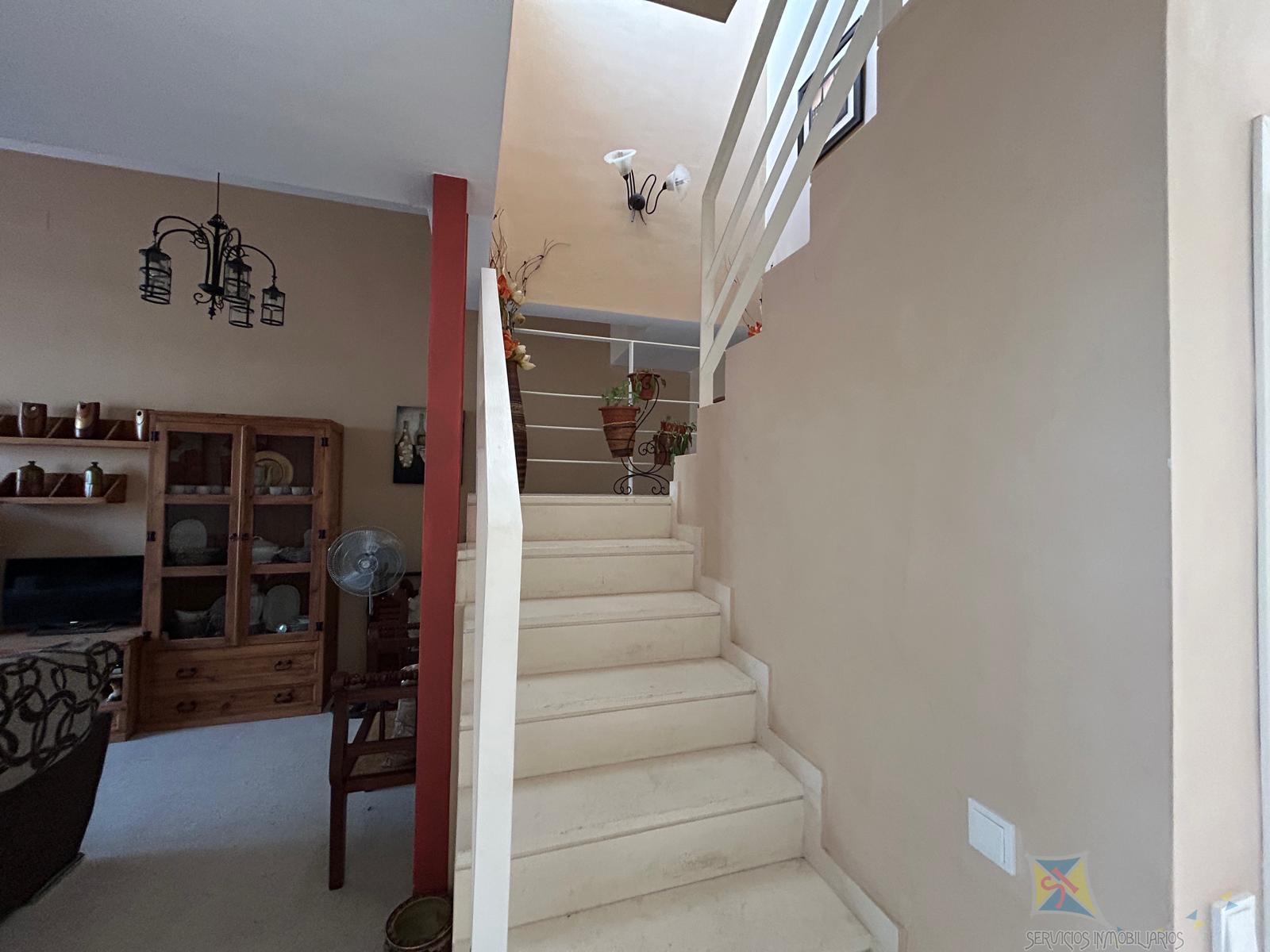 Venta de casa en Almaden de la Plata