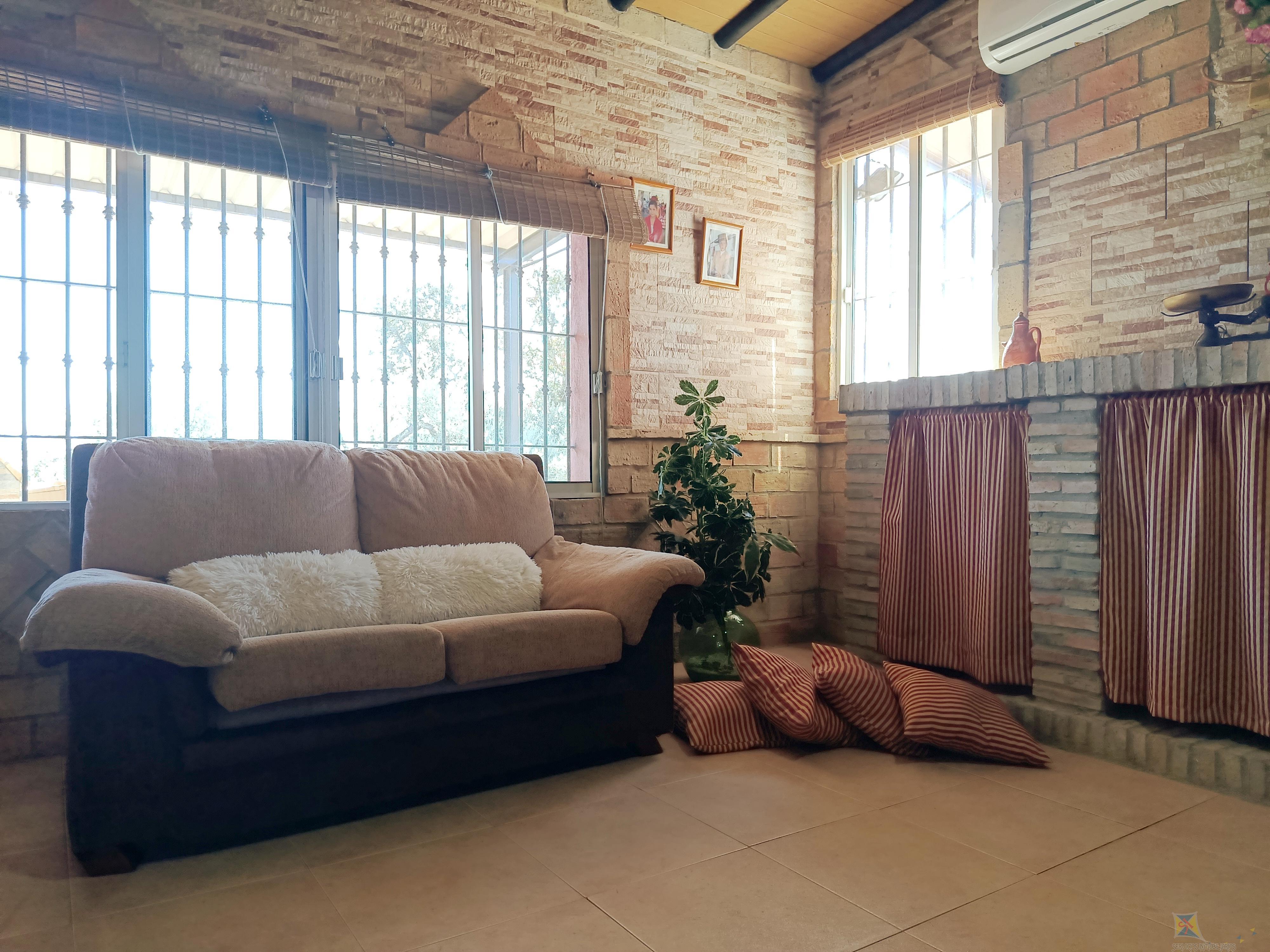 Venta de casa en Paterna del Campo