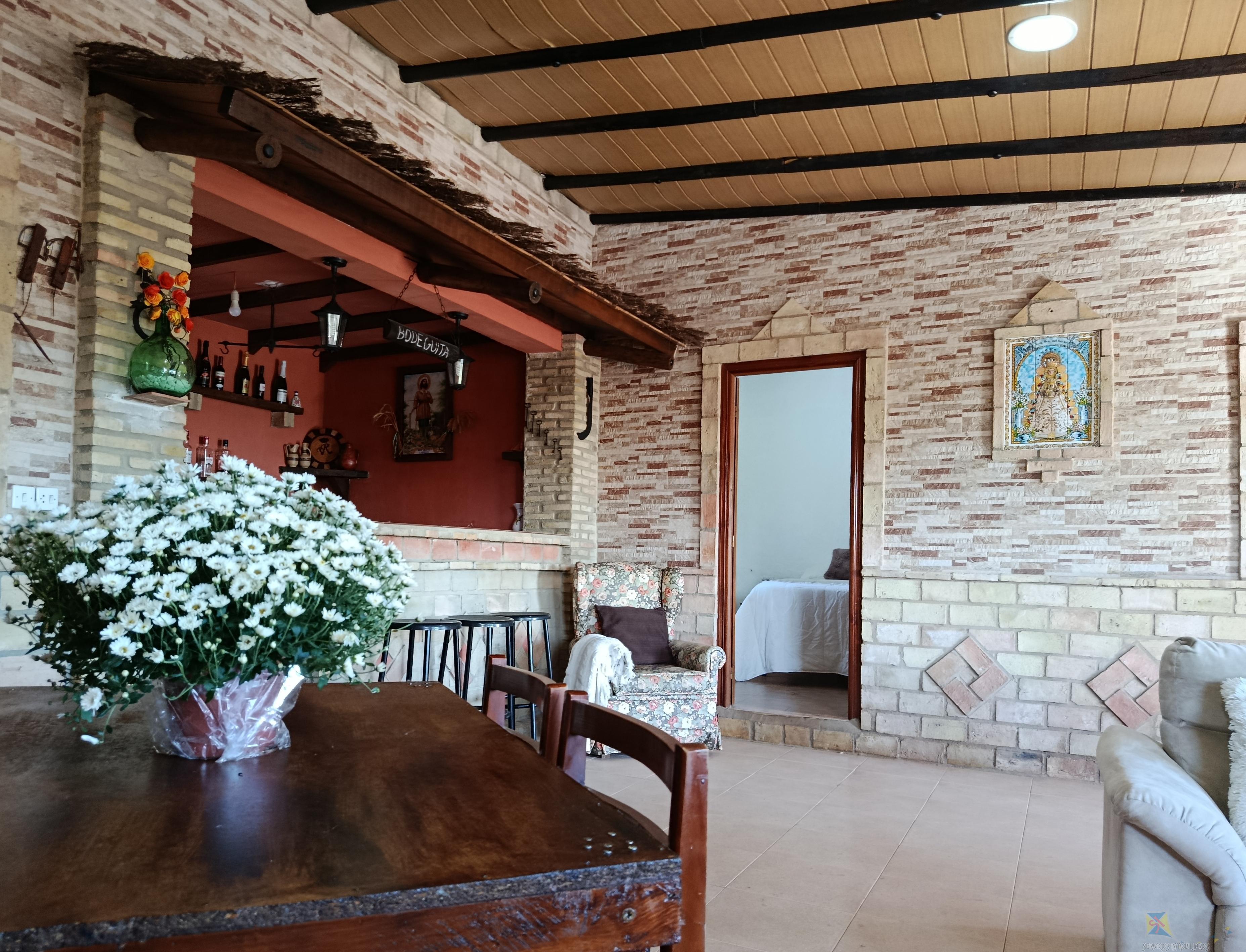 Venta de casa en Paterna del Campo