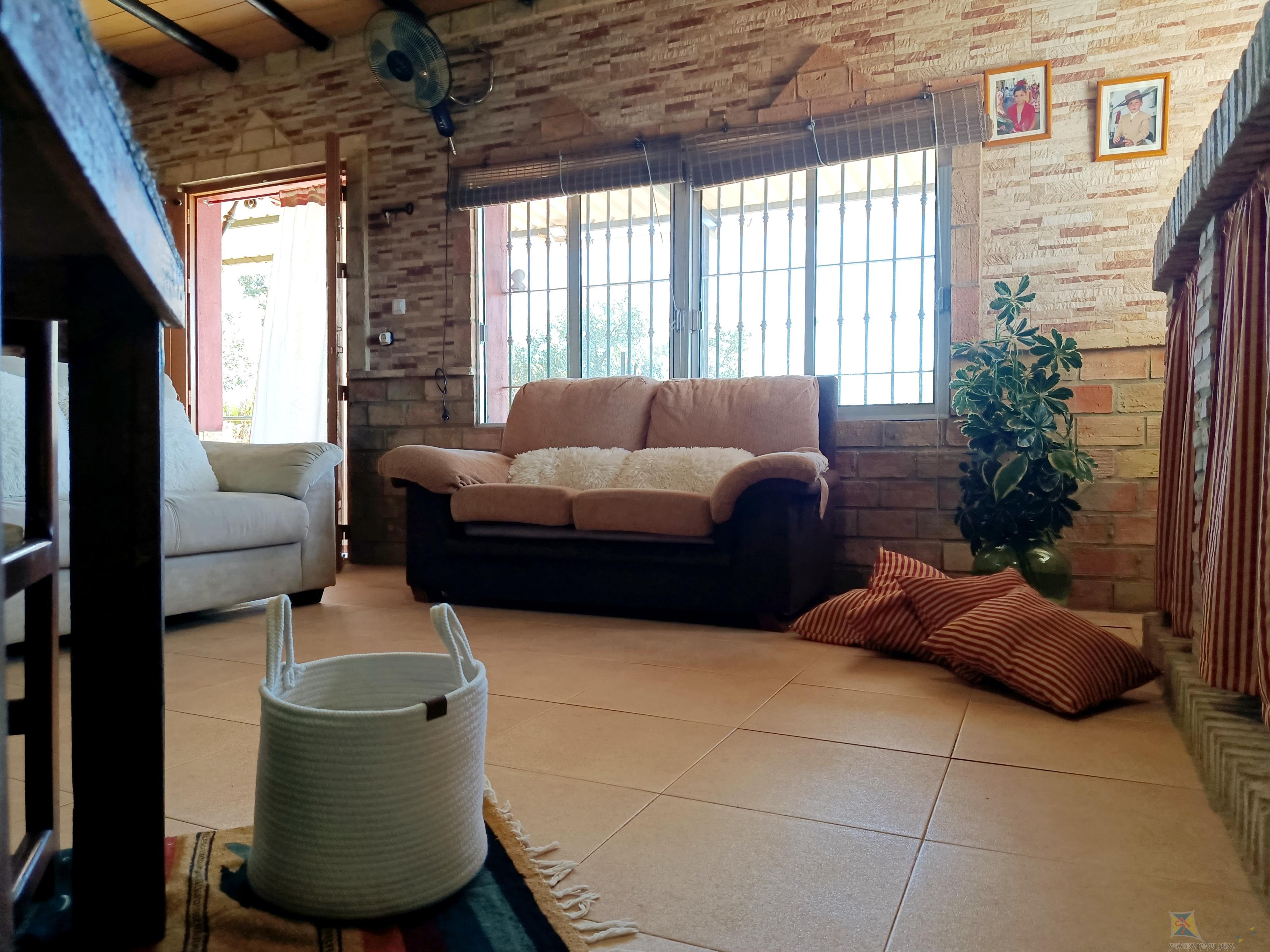 Venta de casa en Paterna del Campo