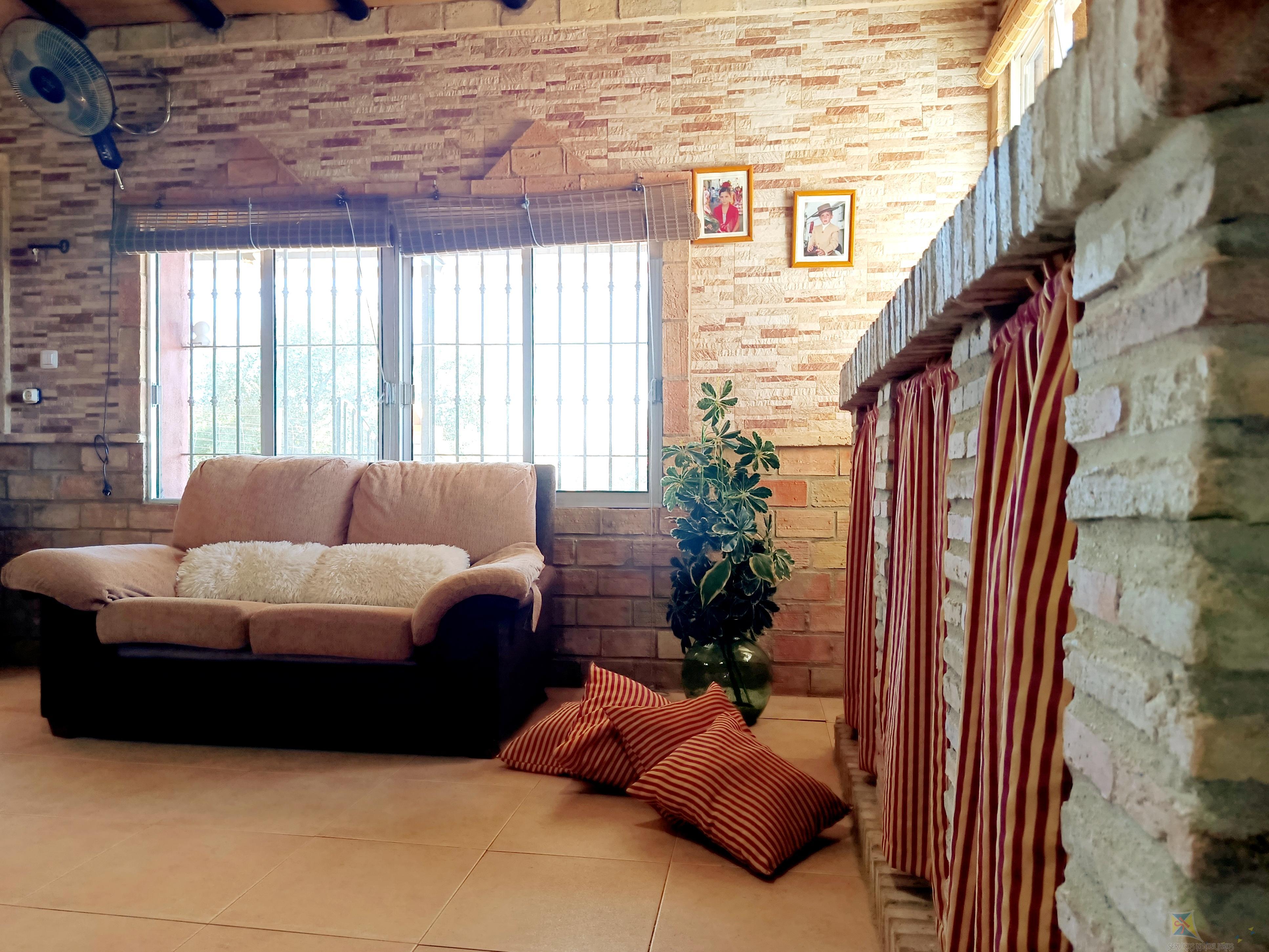 Venta de casa en Paterna del Campo