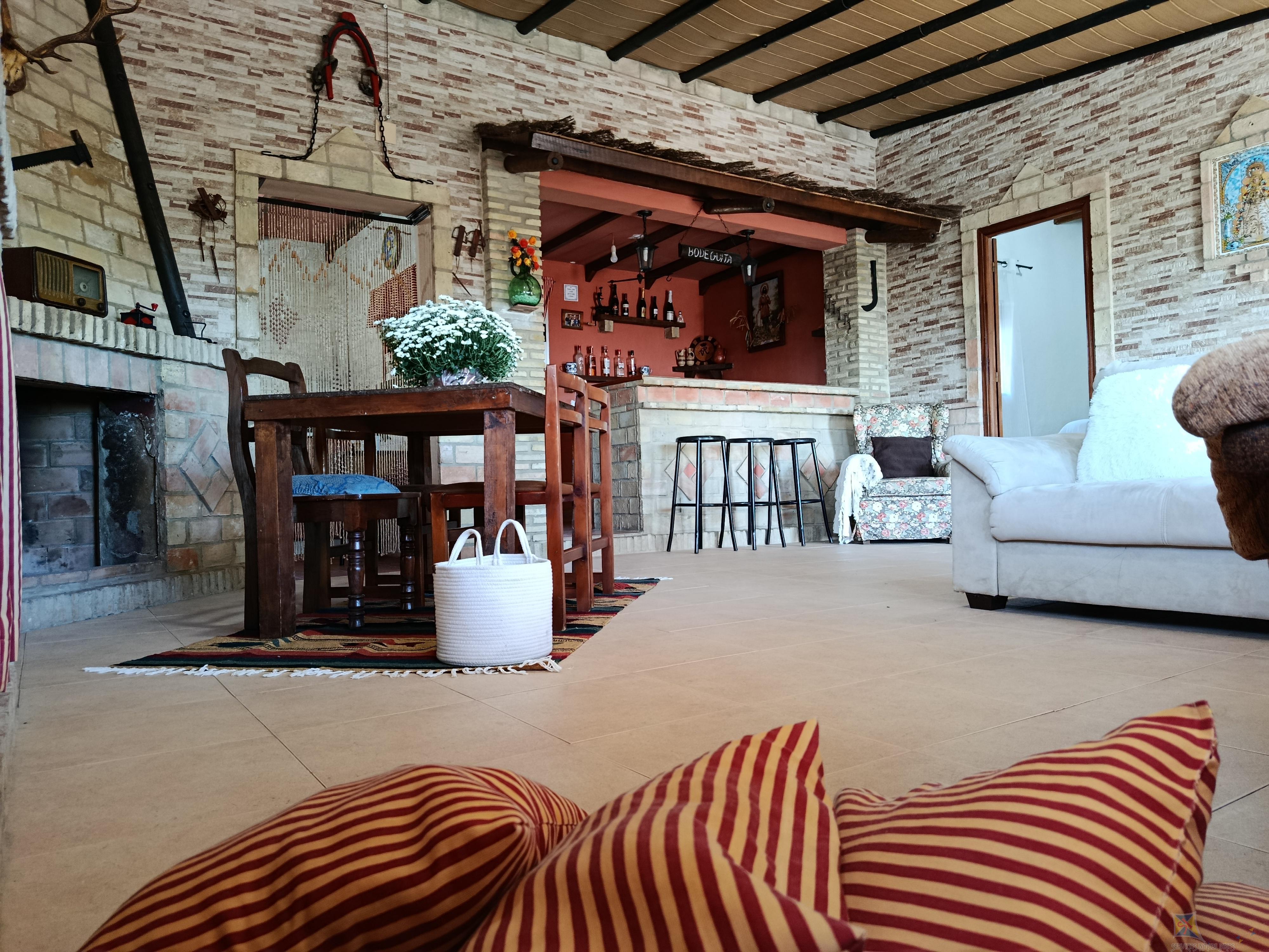 Venta de casa en Paterna del Campo