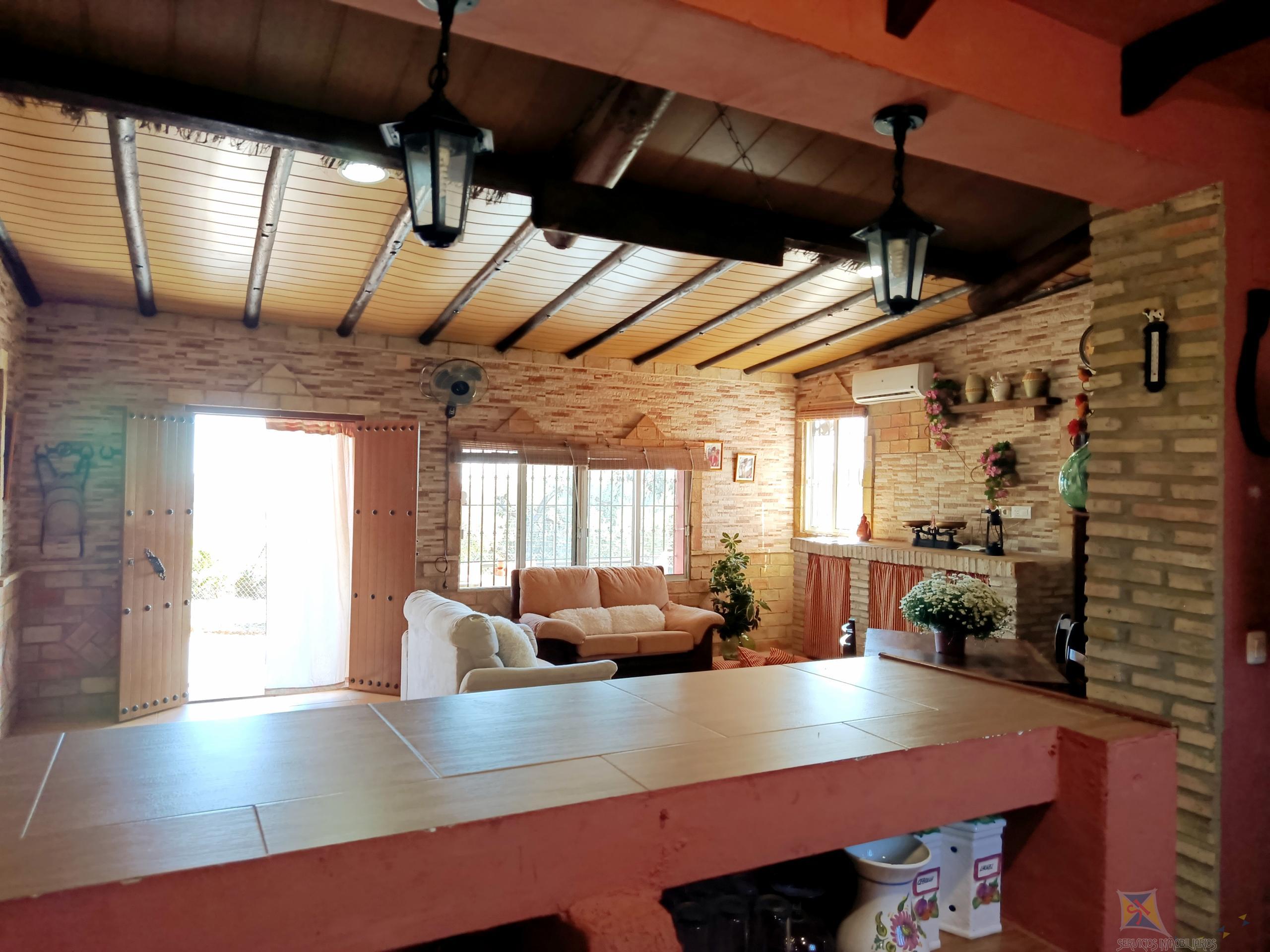 Venta de casa en Paterna del Campo