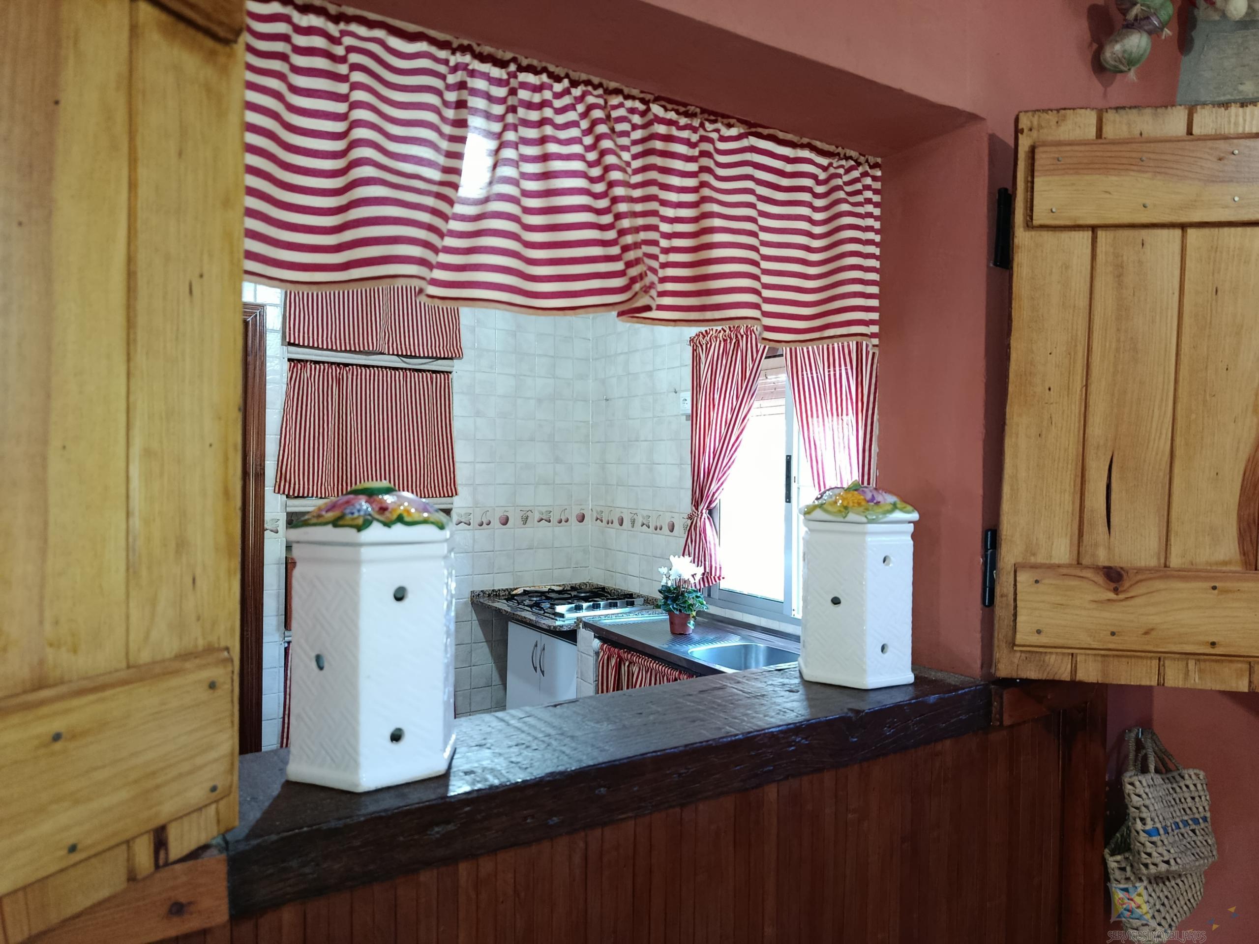 Venta de casa en Paterna del Campo