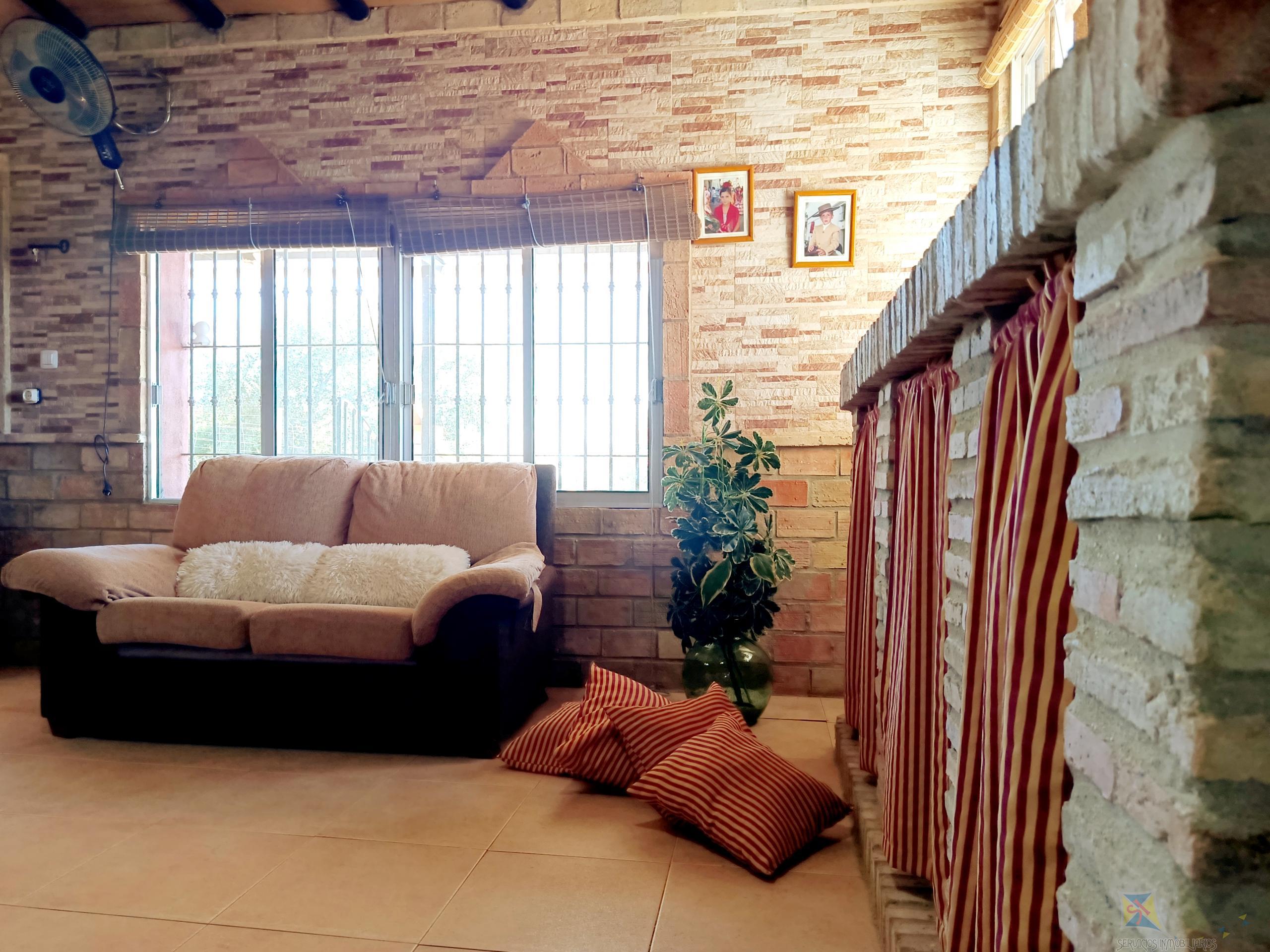 Venta de casa en Paterna del Campo