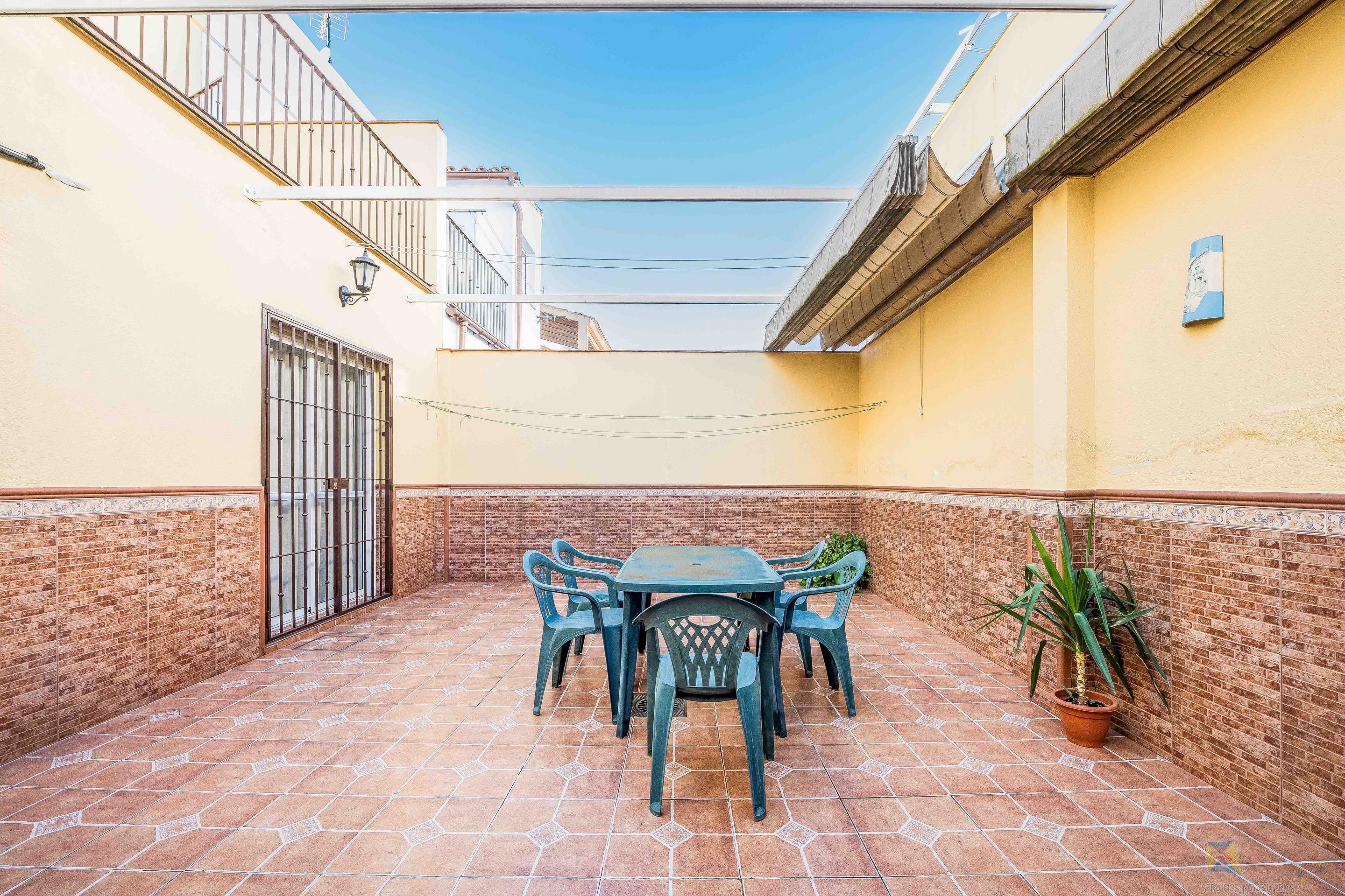 Venta de casa en Burguillos de Sevilla