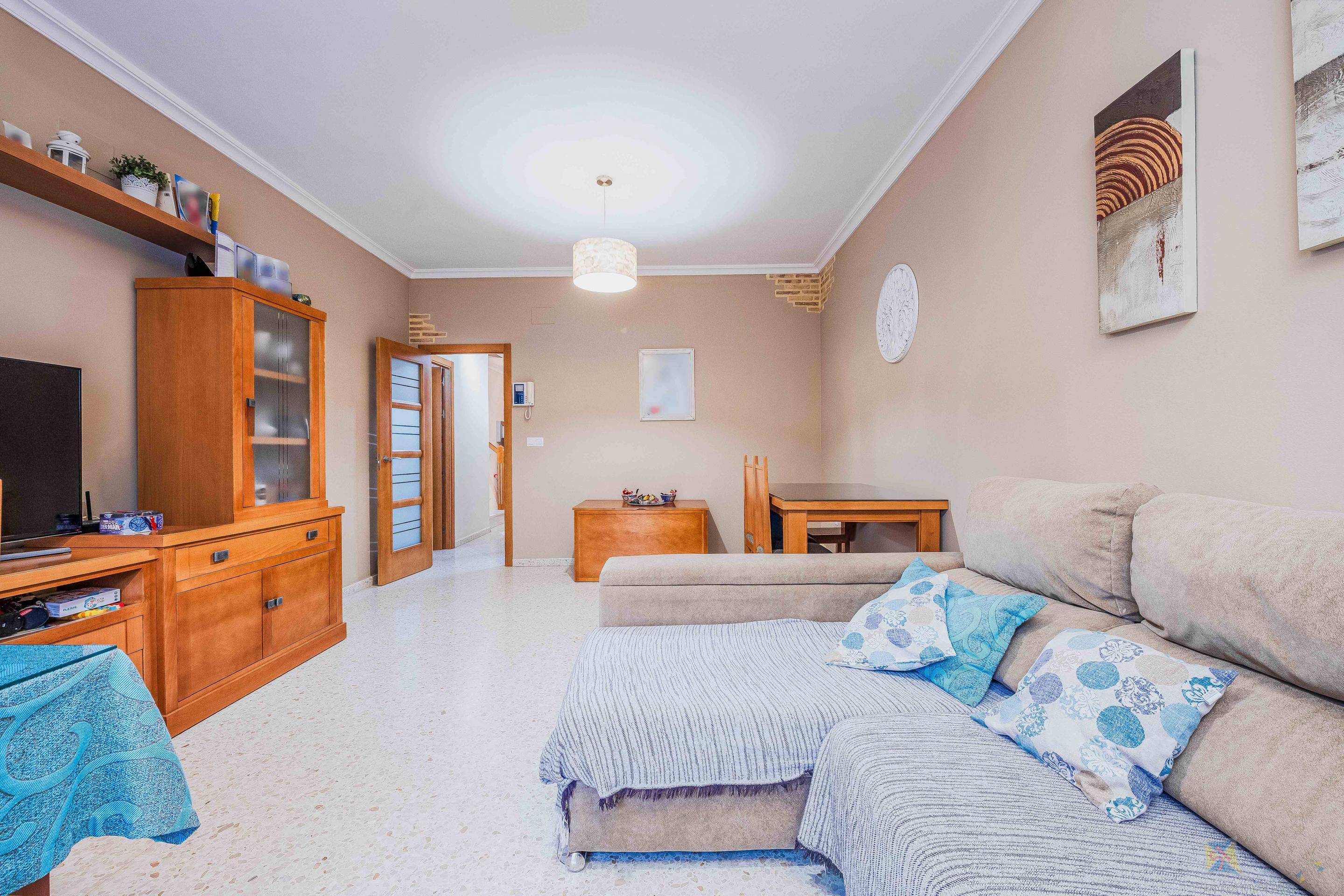 Venta de casa en Burguillos de Sevilla