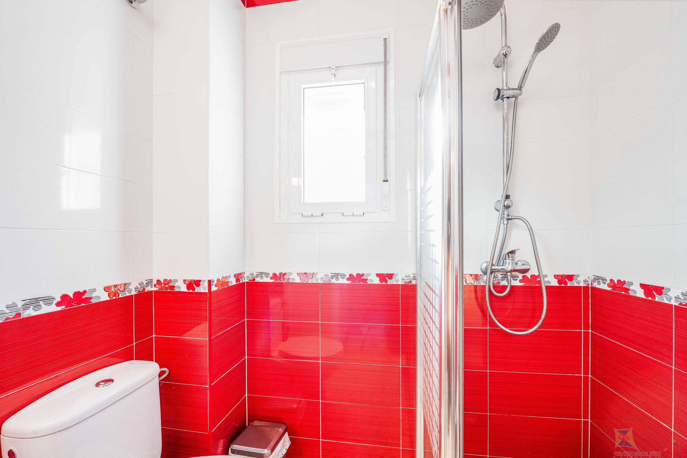 Venta de casa en Burguillos de Sevilla