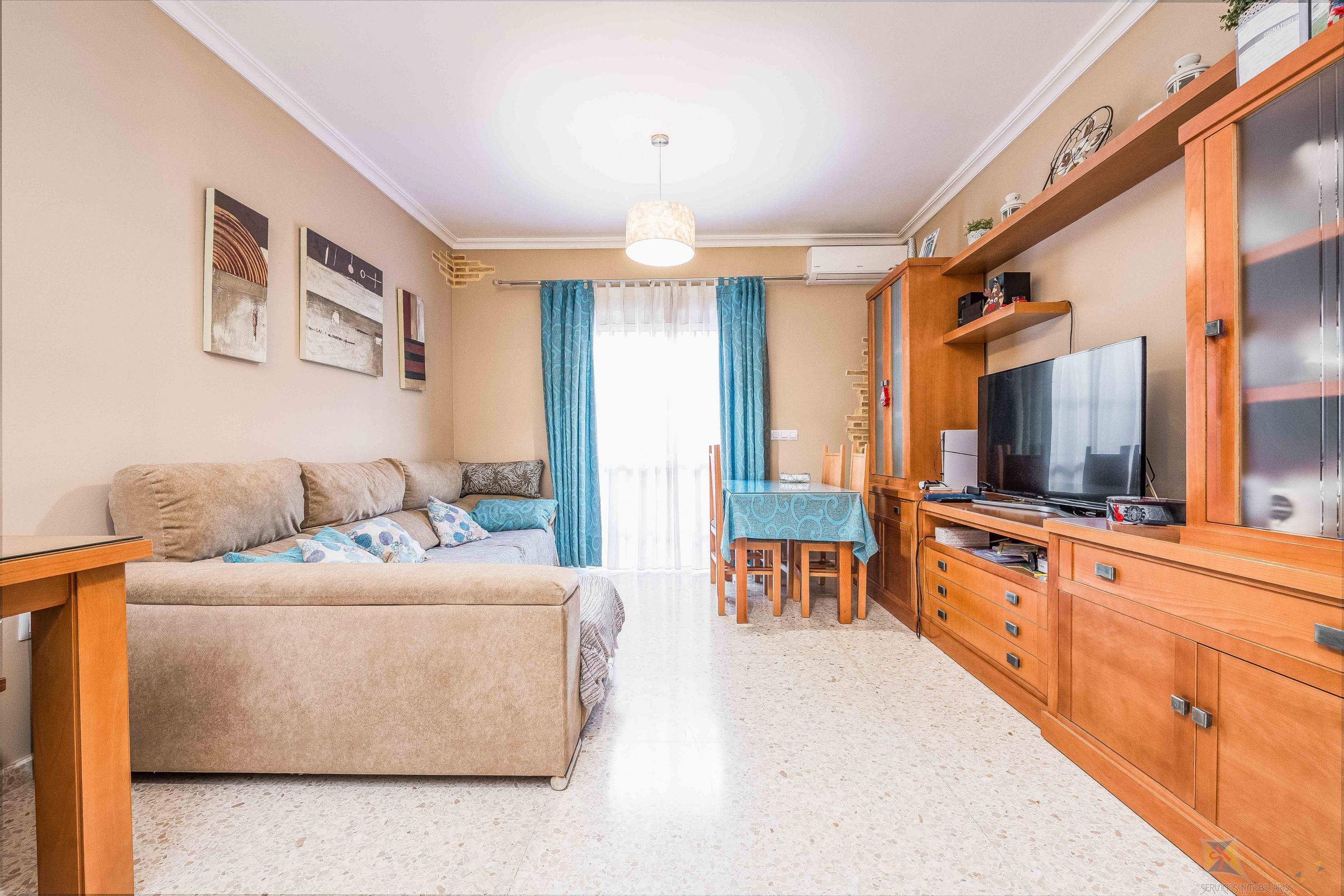 Venta de casa en Burguillos de Sevilla