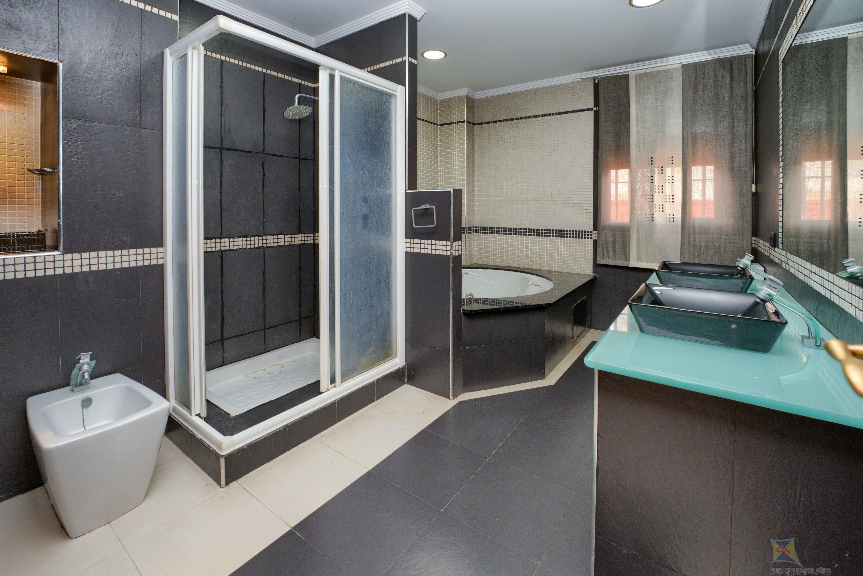 Venta de villa en Montequinto