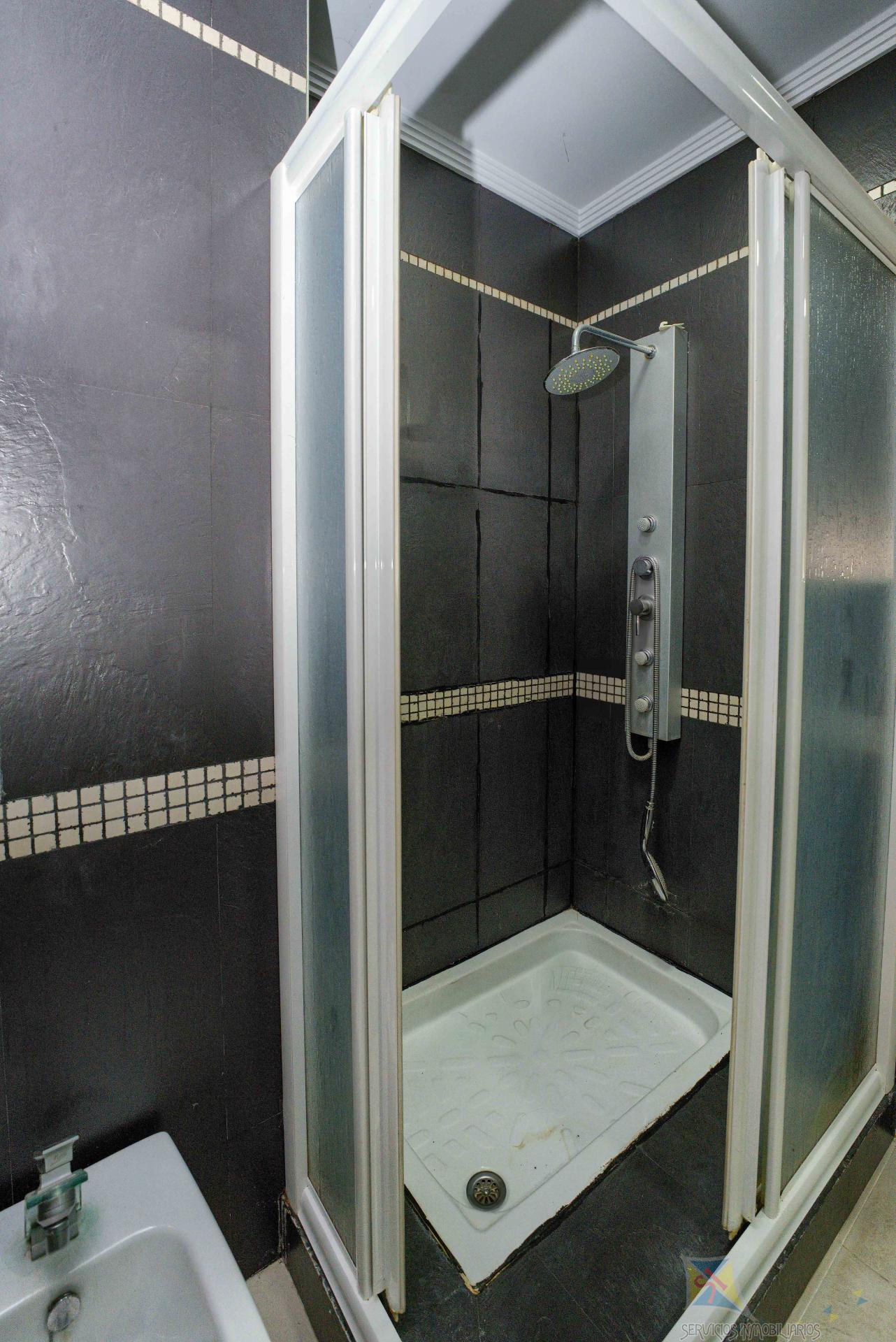 Venta de villa en Montequinto