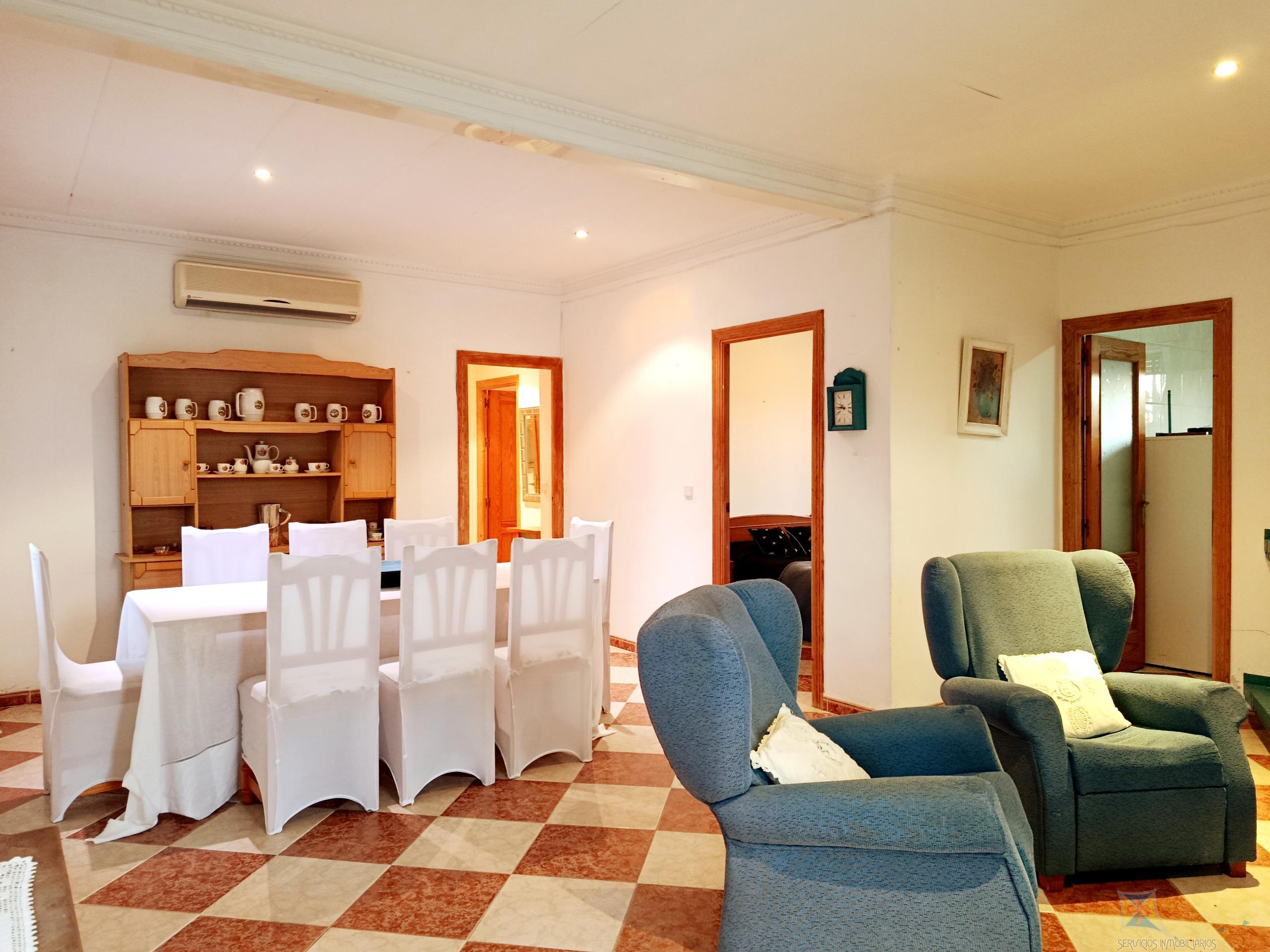 Venta de casa en Hinojos