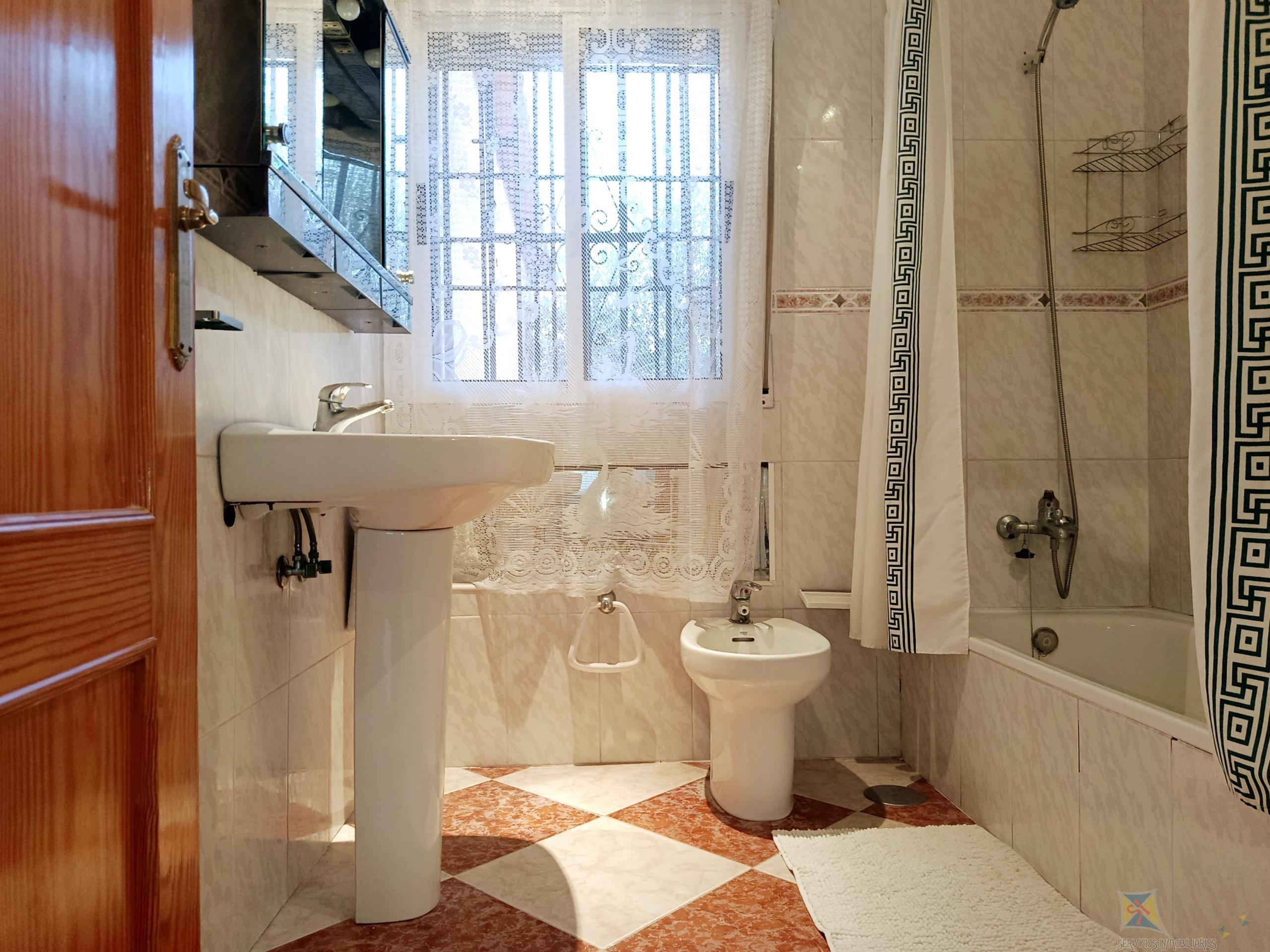 Venta de casa en Hinojos