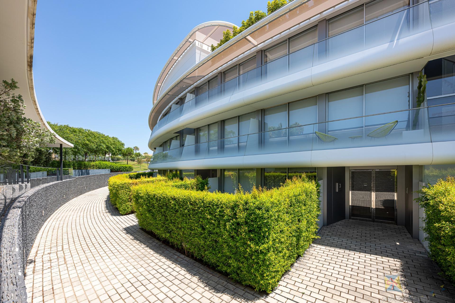 Venta de planta baja en Estepona