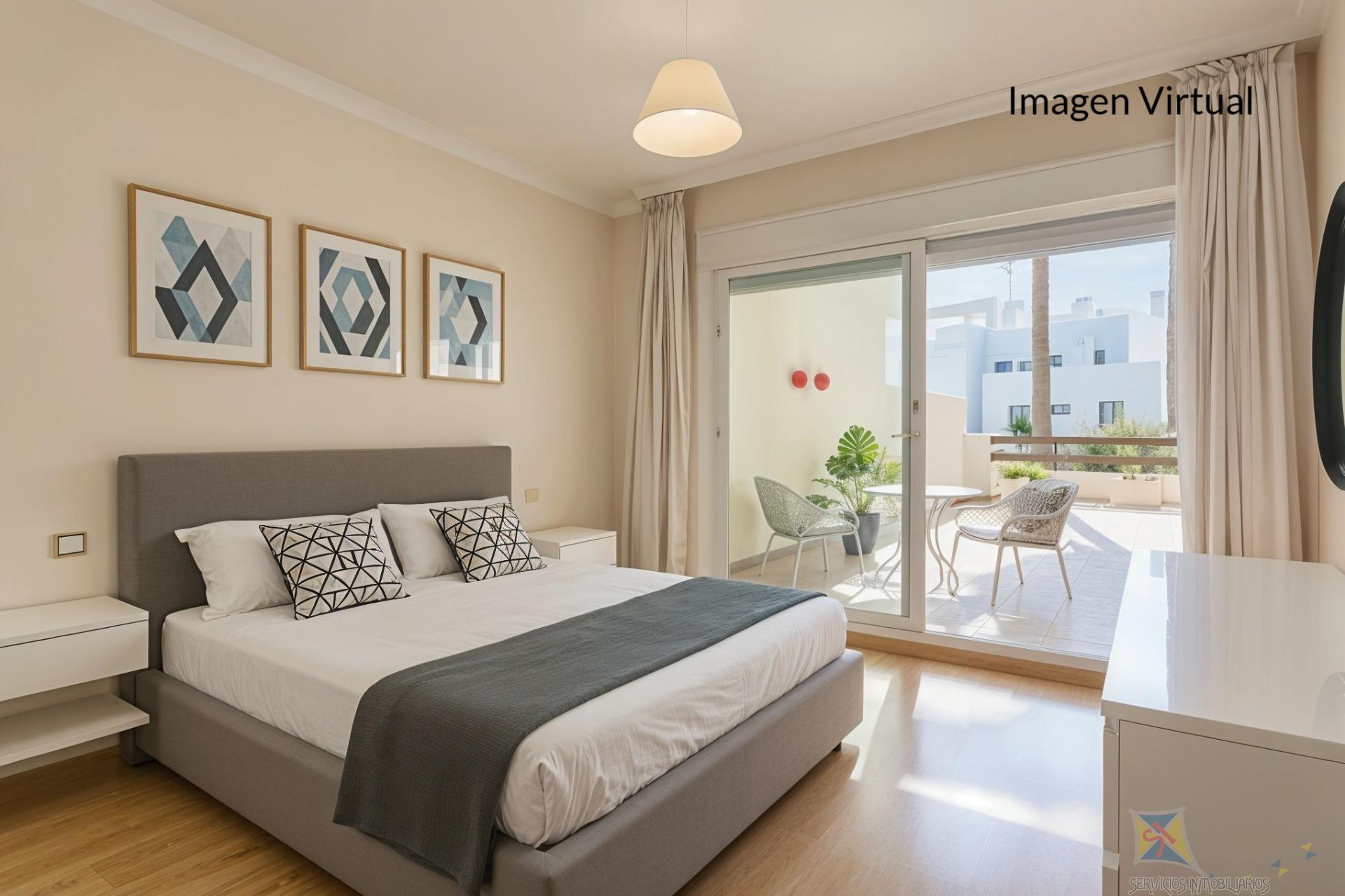 Venta de piso en Estepona