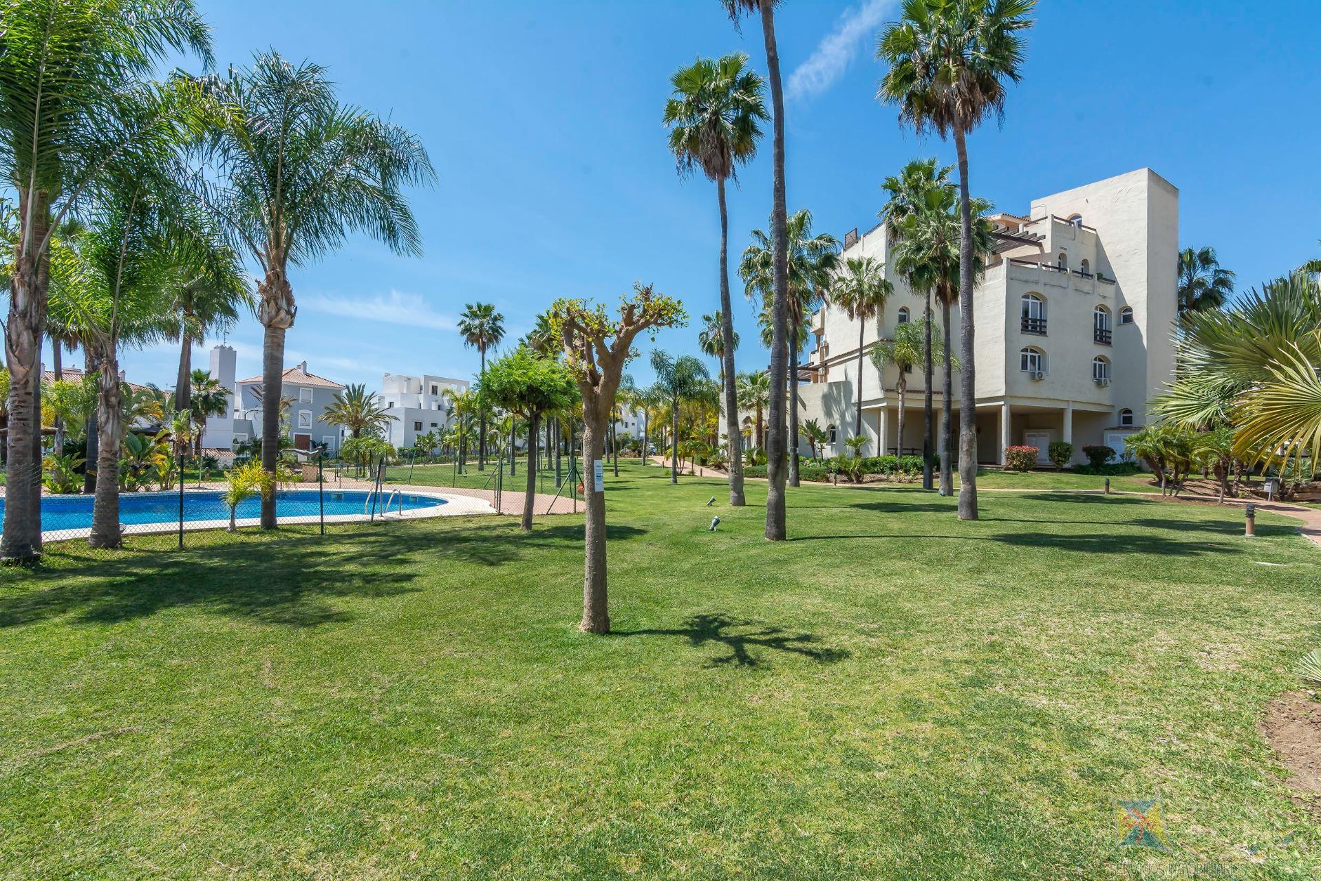 Venta de piso en Estepona
