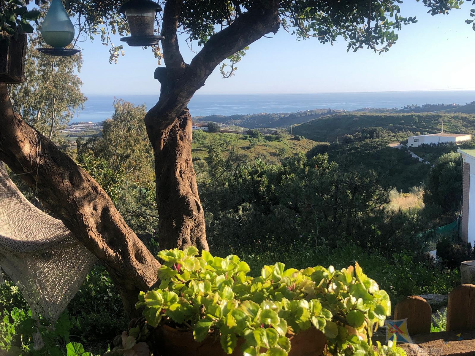 Venta de villa en Almayate