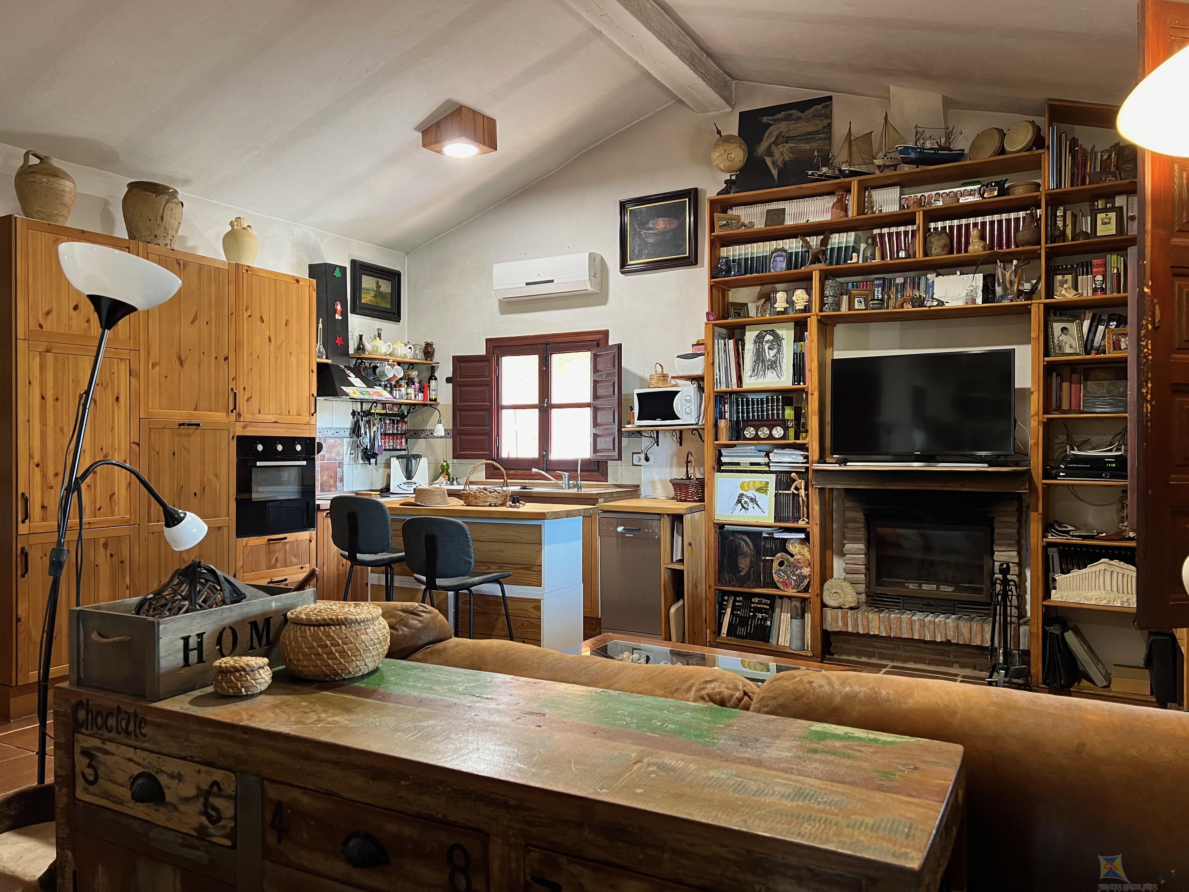 Venta de villa en Almayate