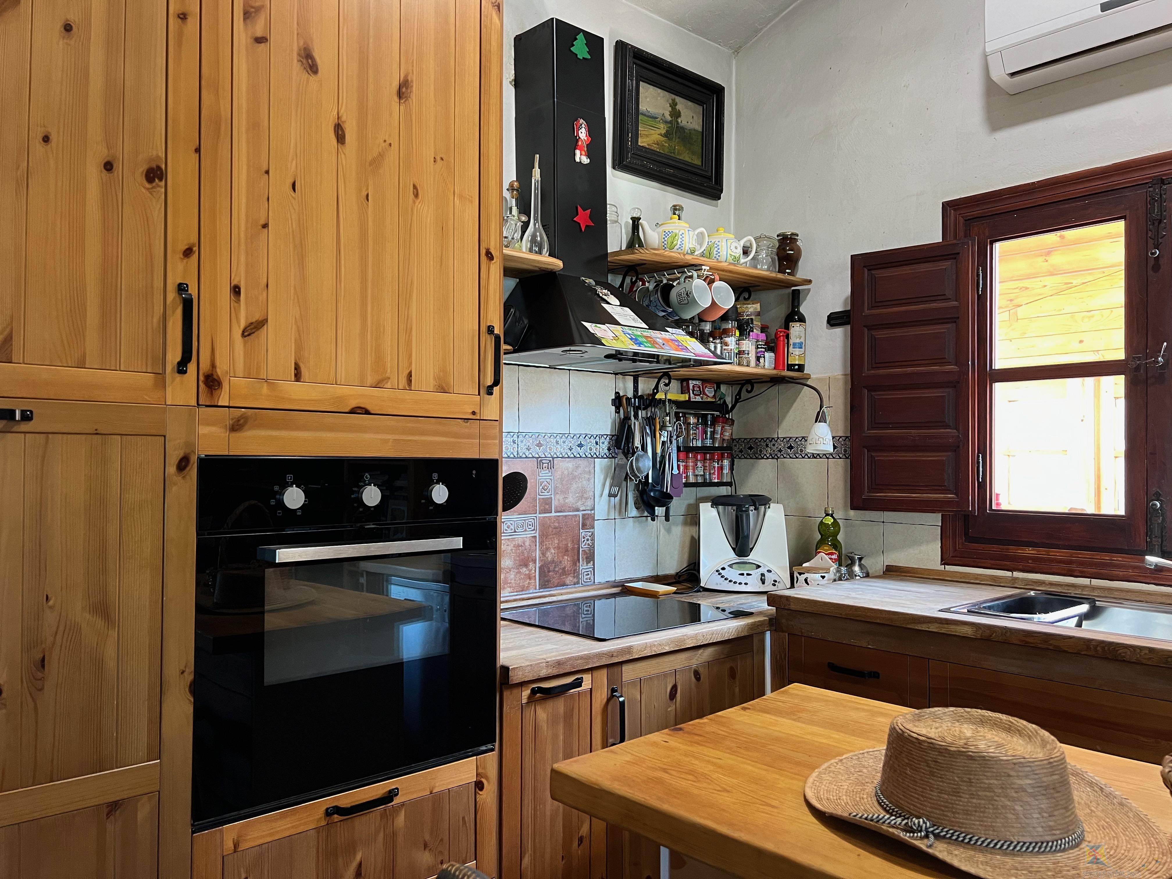 Venta de villa en Almayate