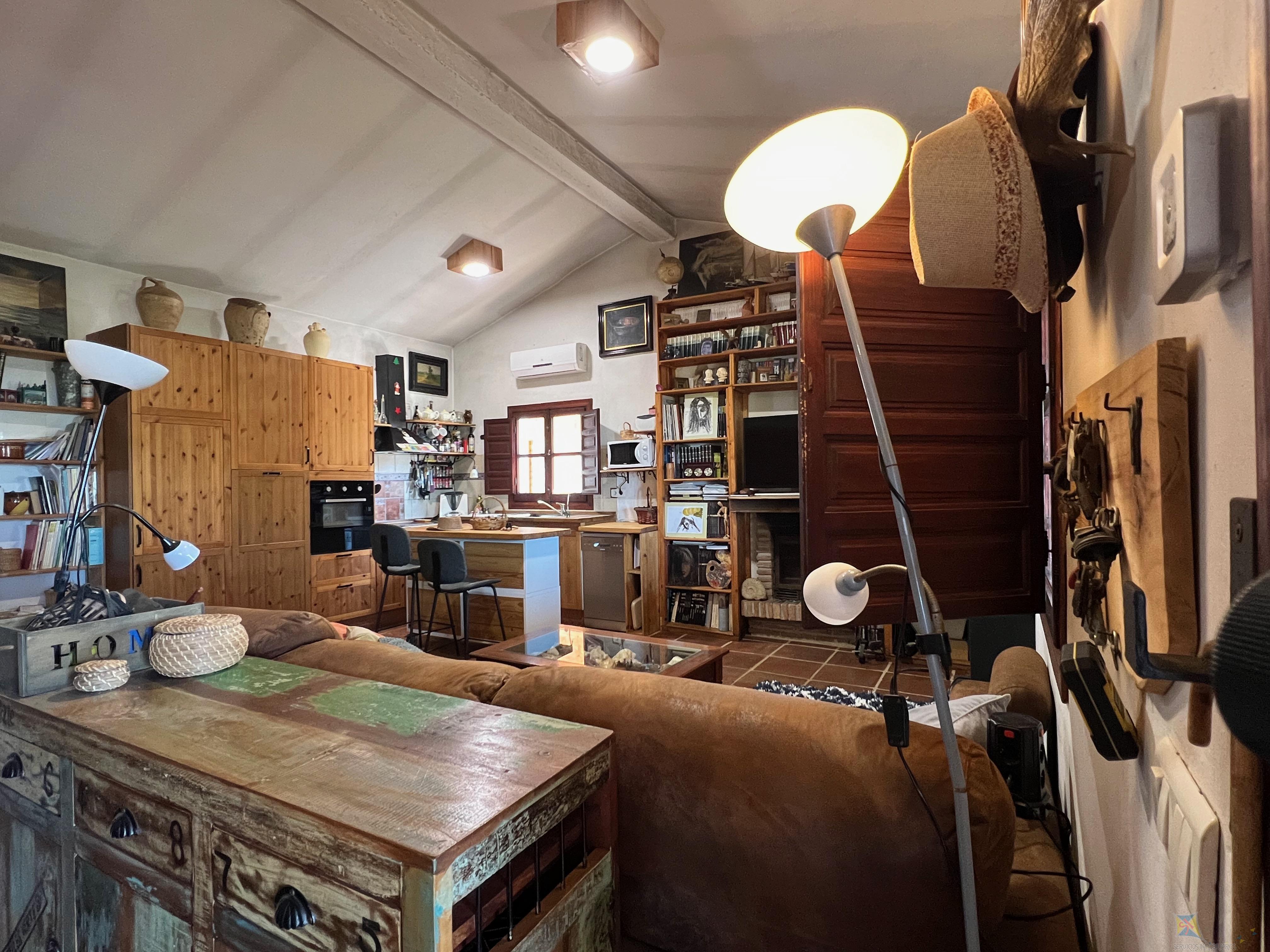 Venta de villa en Almayate