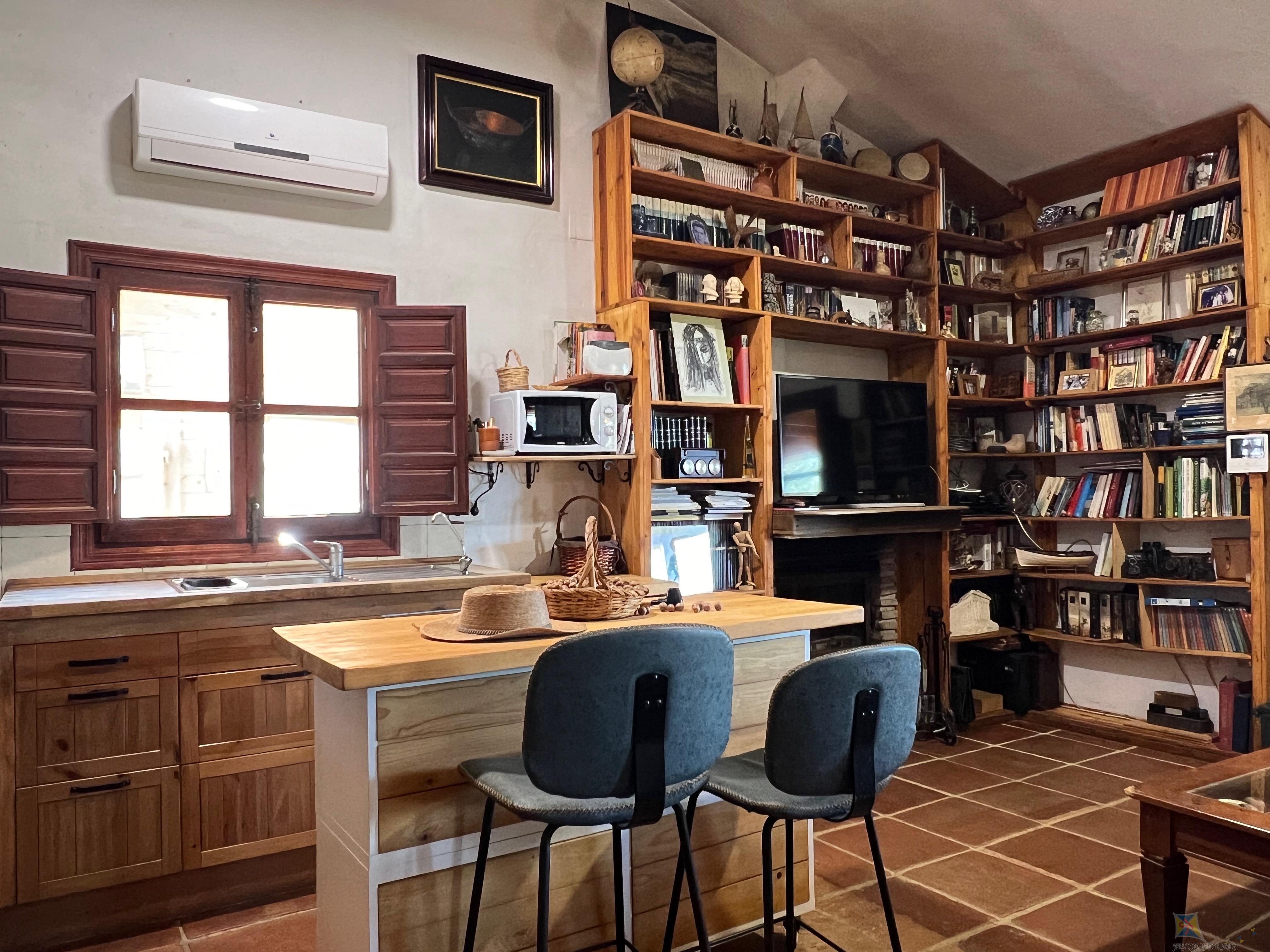 Venta de villa en Almayate