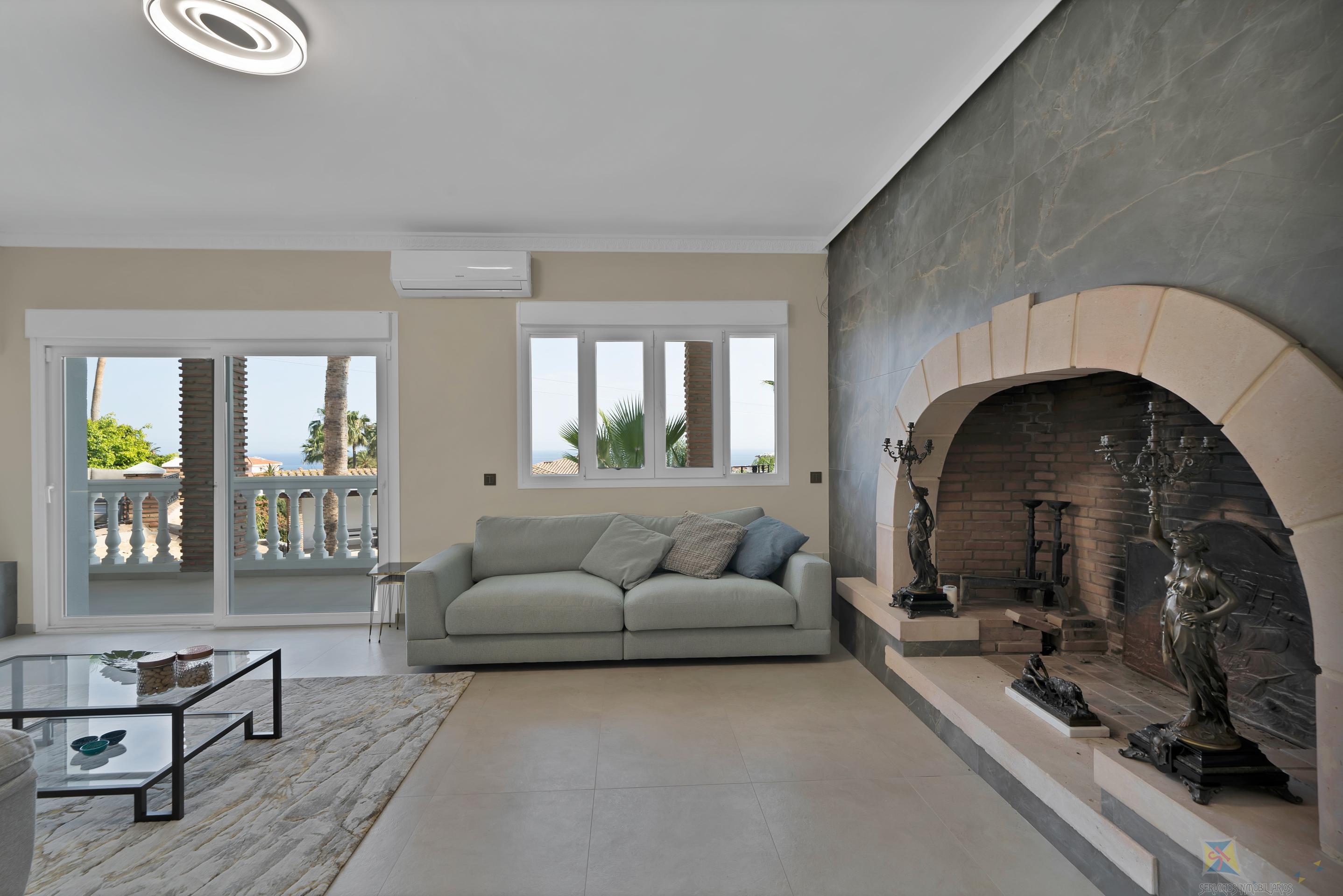 Venta de villa en Benalmádena