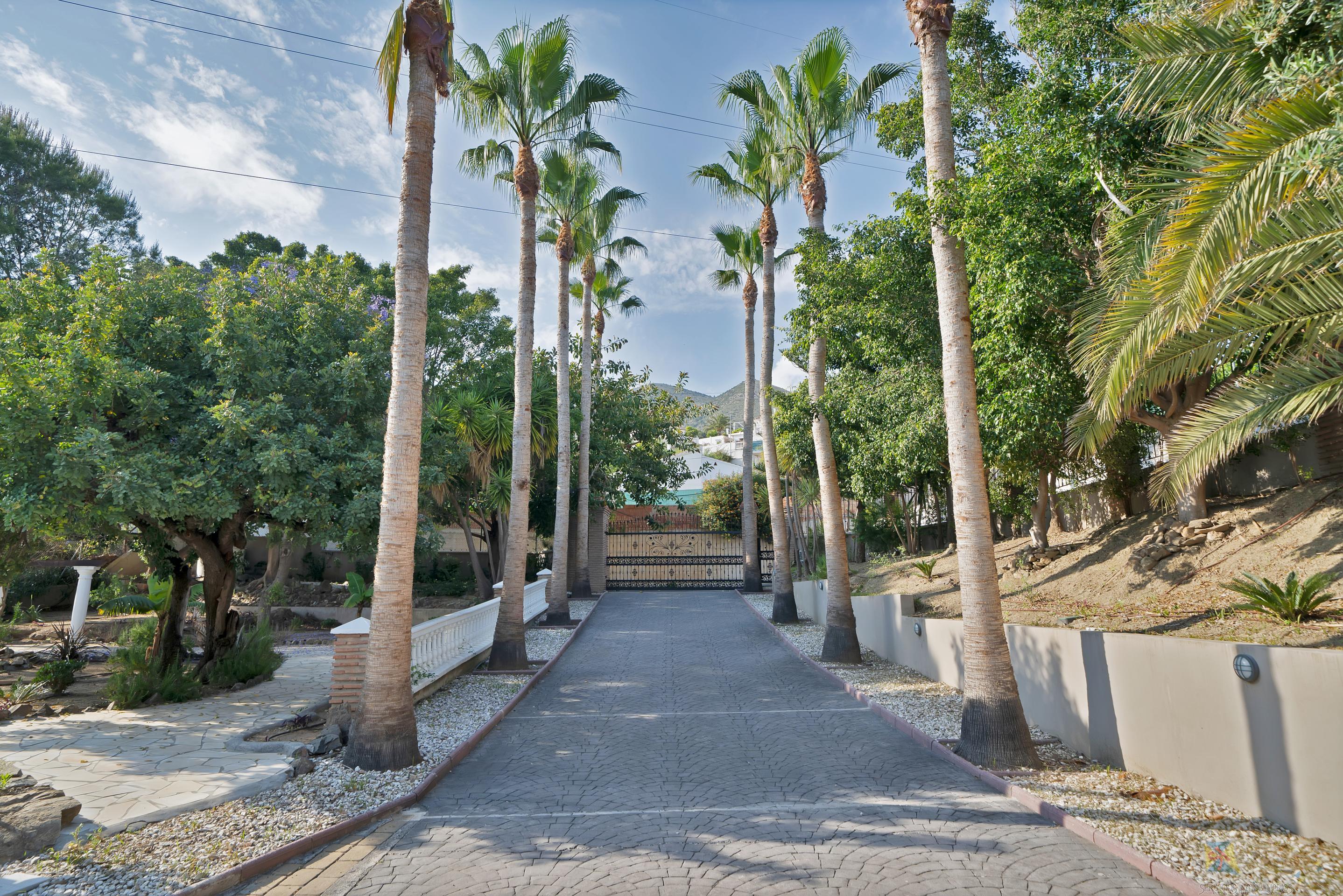 Venta de villa en Benalmádena