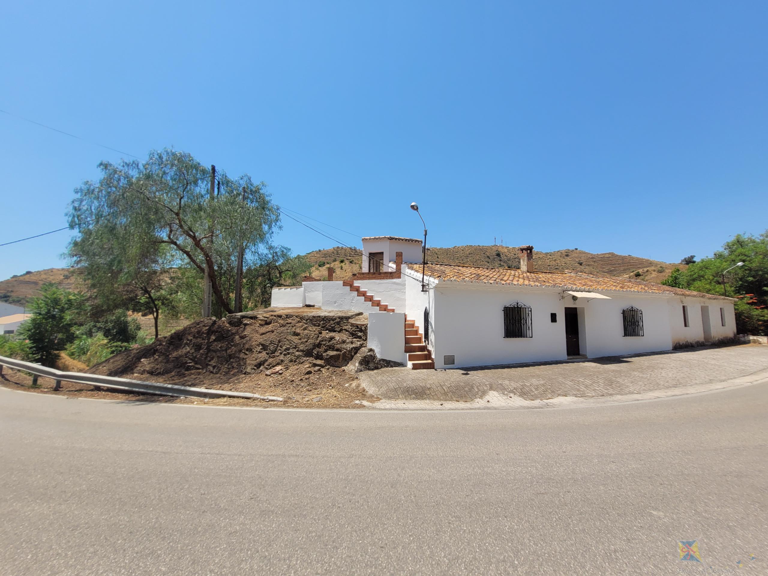Venta de casa en Viñuela