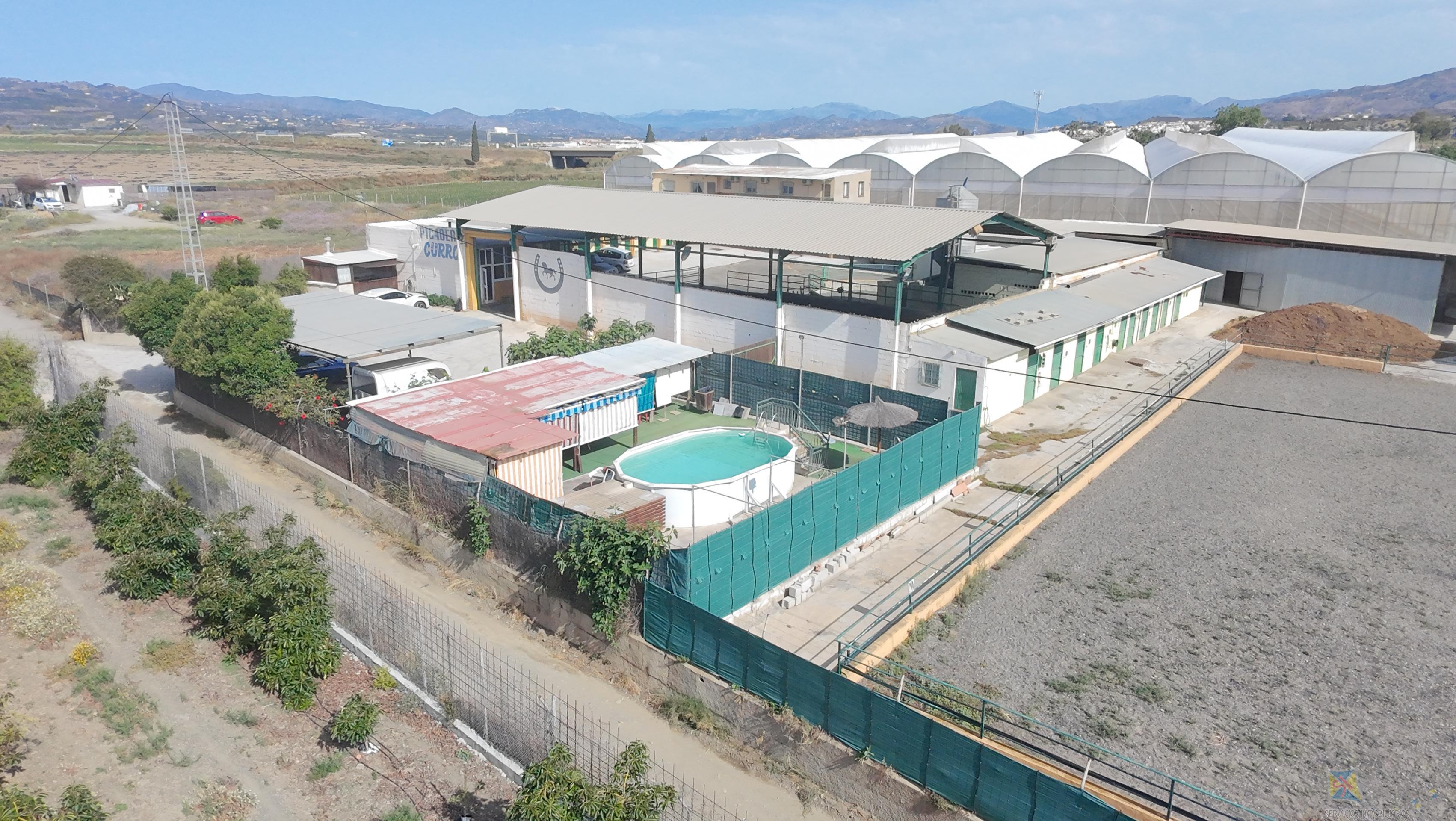 Venta de cortijo en Torre del mar