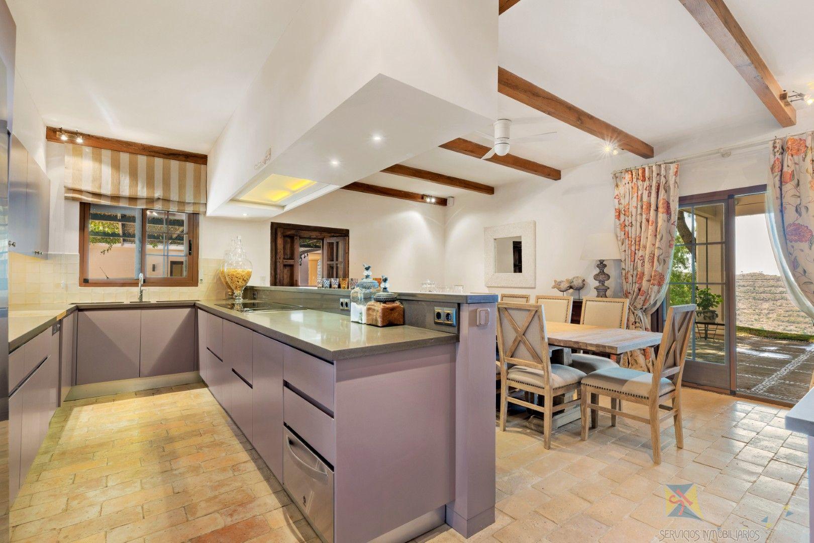 Venta de villa en Ojén