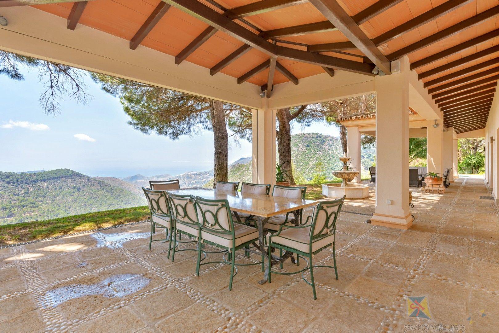 Venta de villa en Ojén