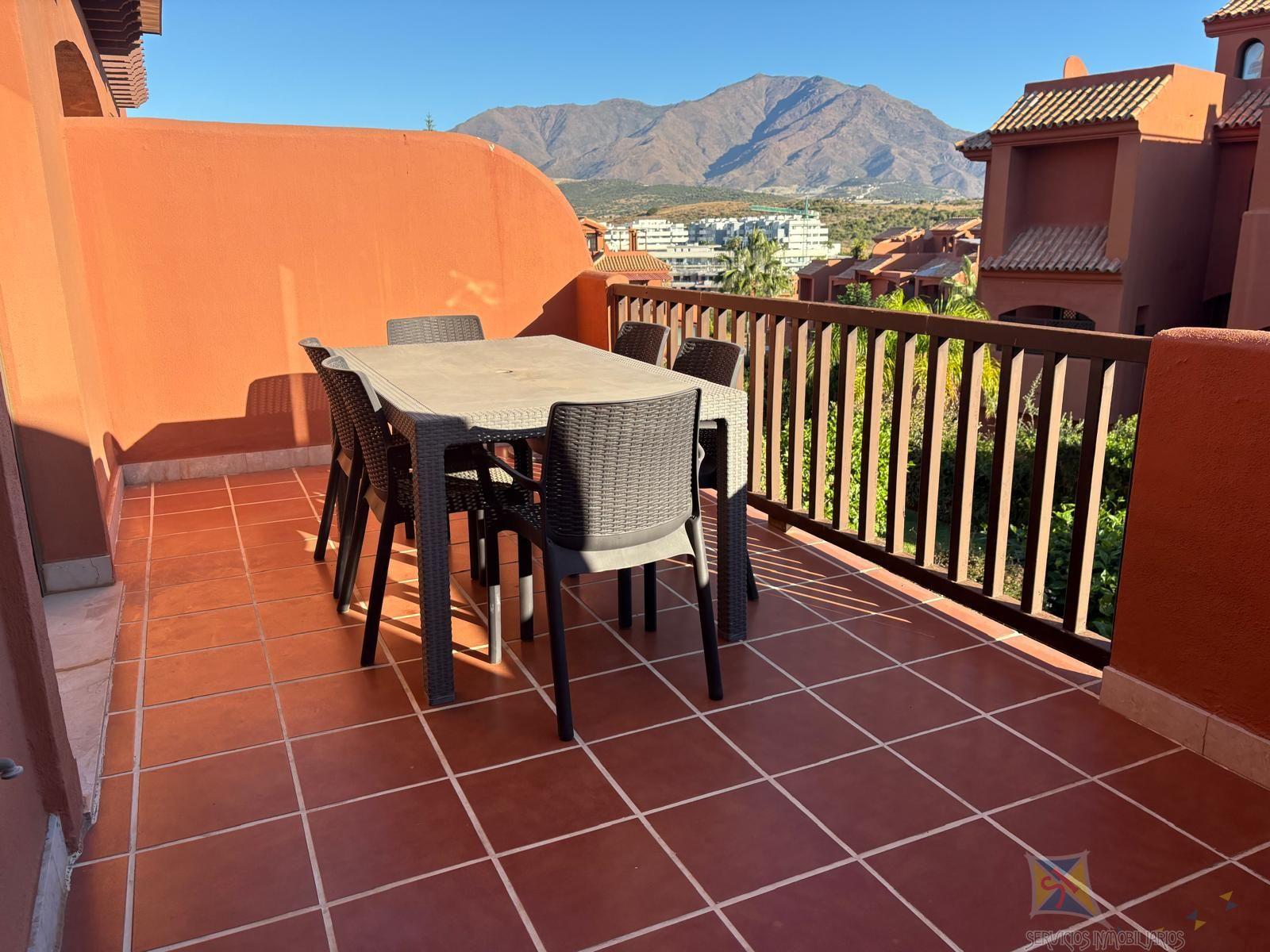 Venta de piso en Estepona