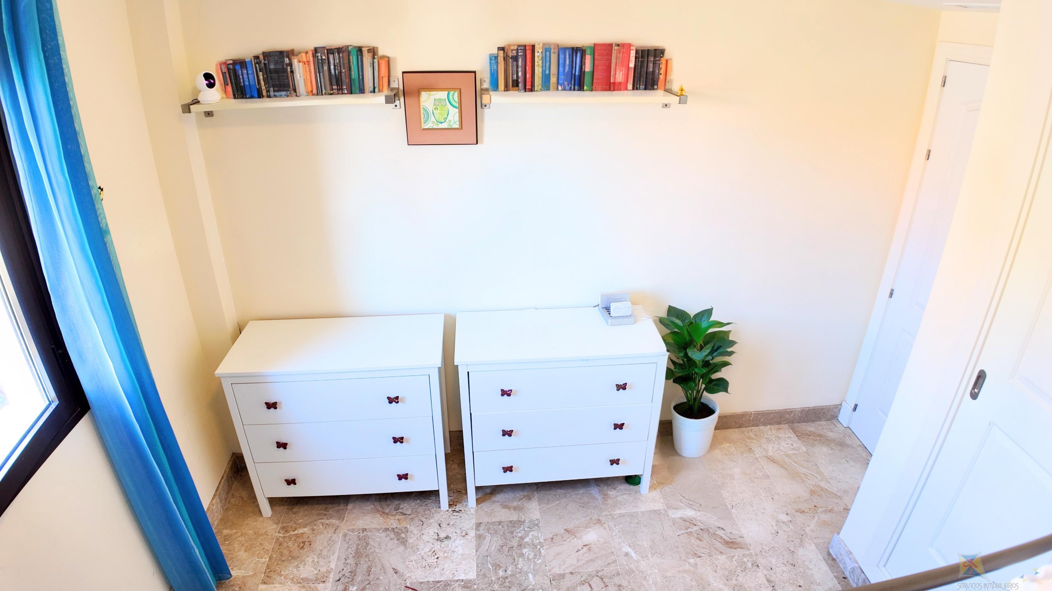 Venta de piso en Estepona