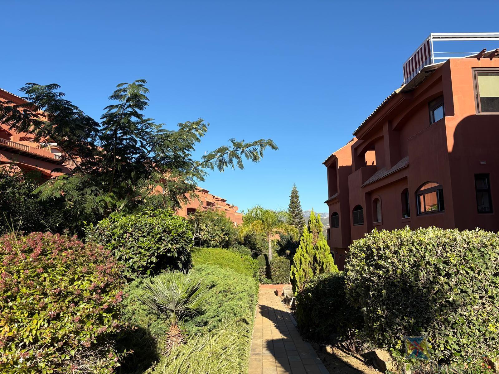 Venta de piso en Estepona