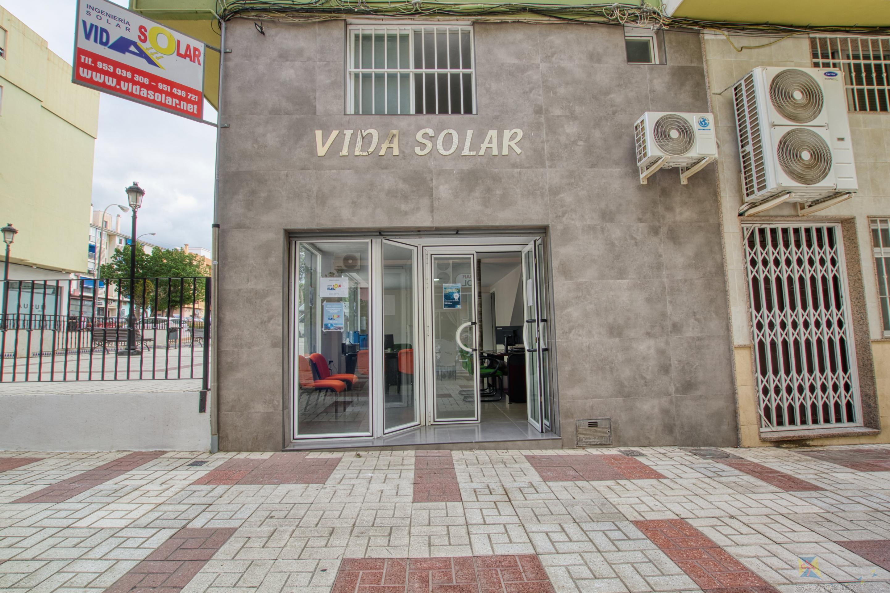 Venta de local en Vélez - Málaga
