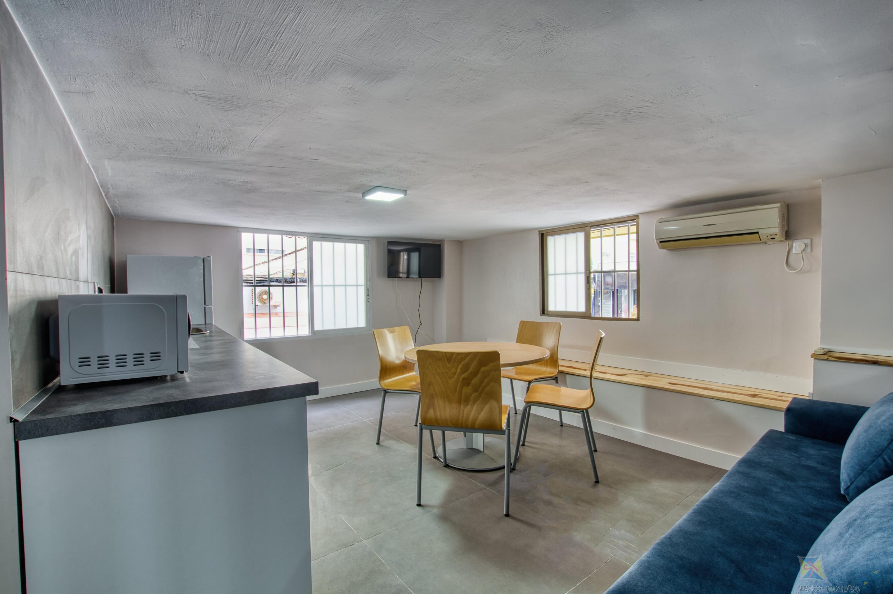 Venta de local en Vélez - Málaga