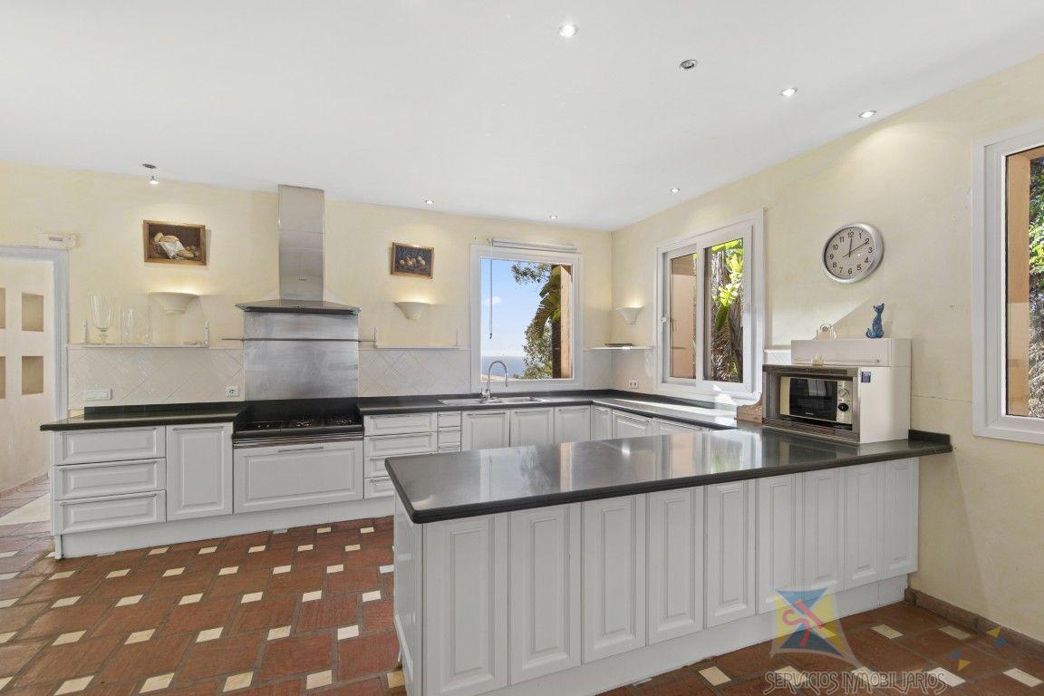 Venta de villa en Ojén