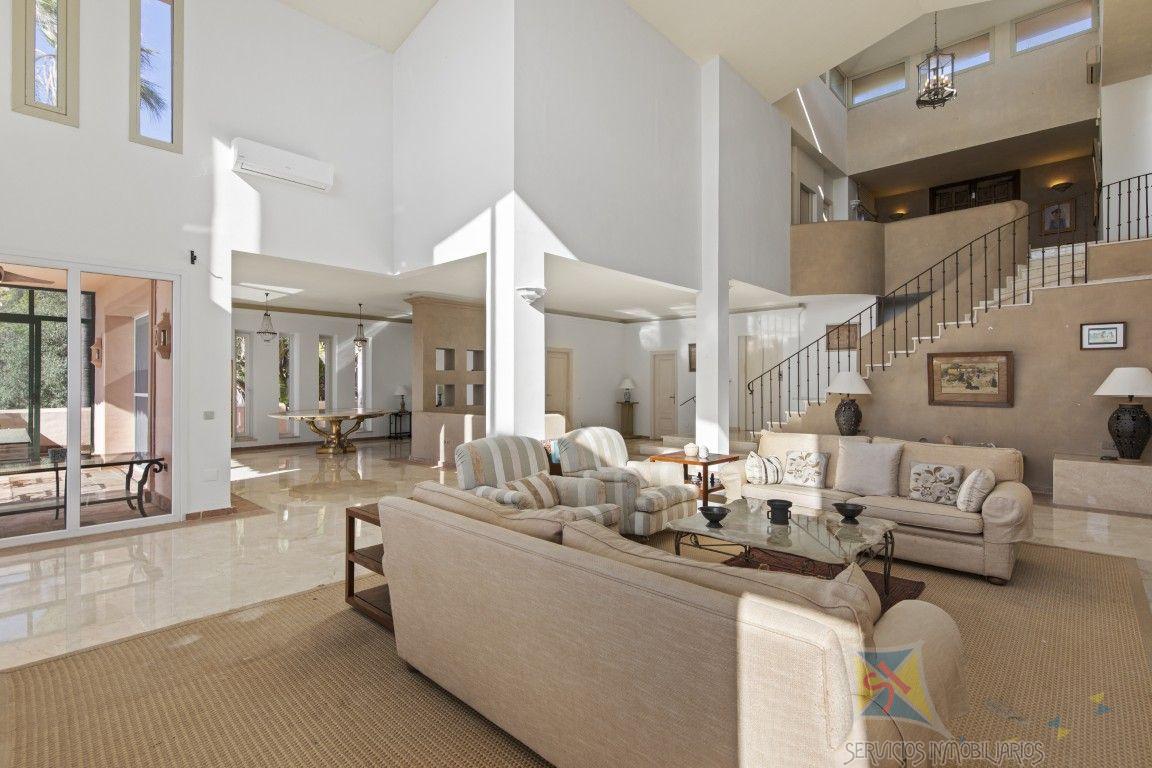 Venta de villa en Ojén