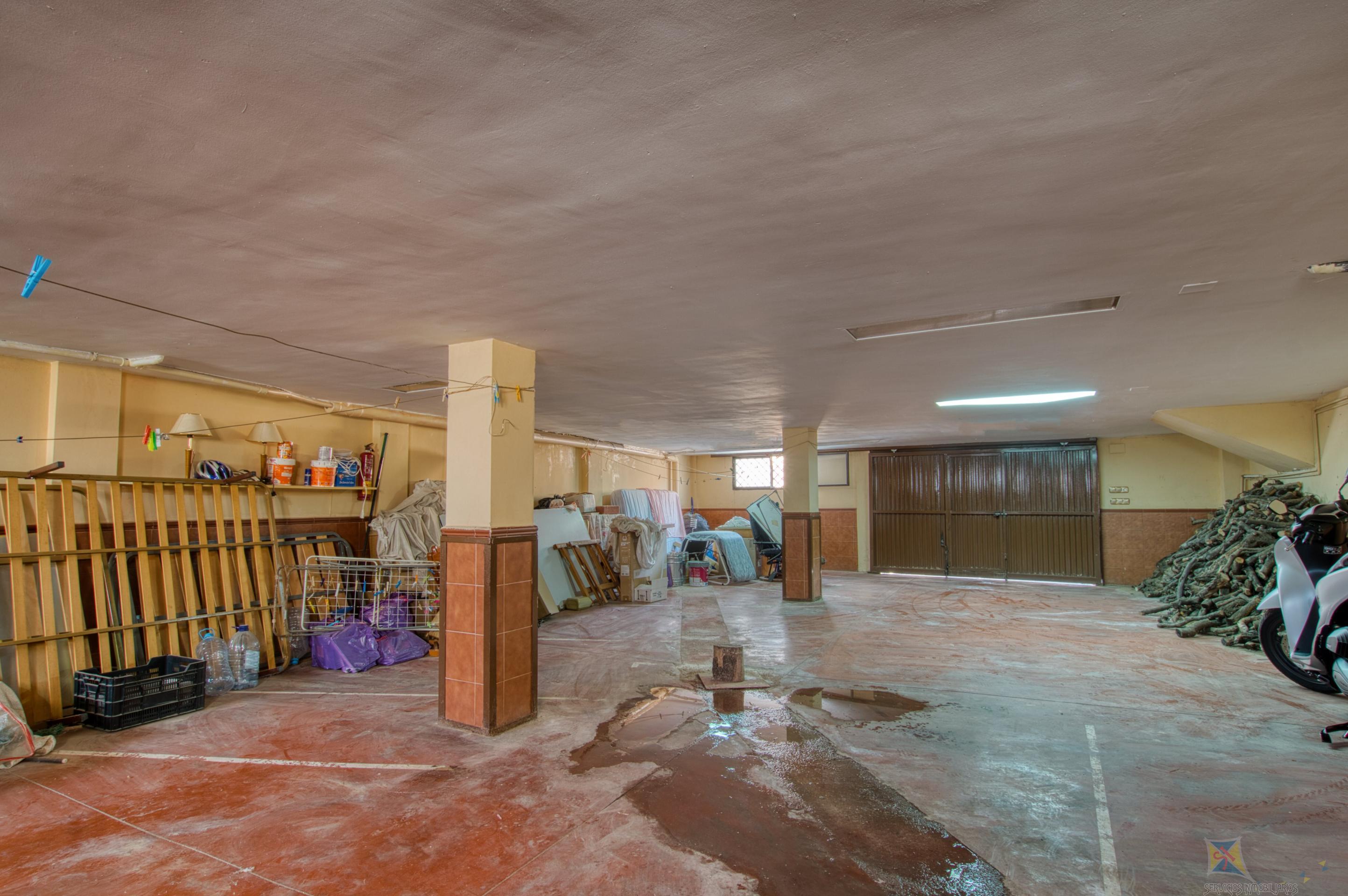 Venta de villa en Periana