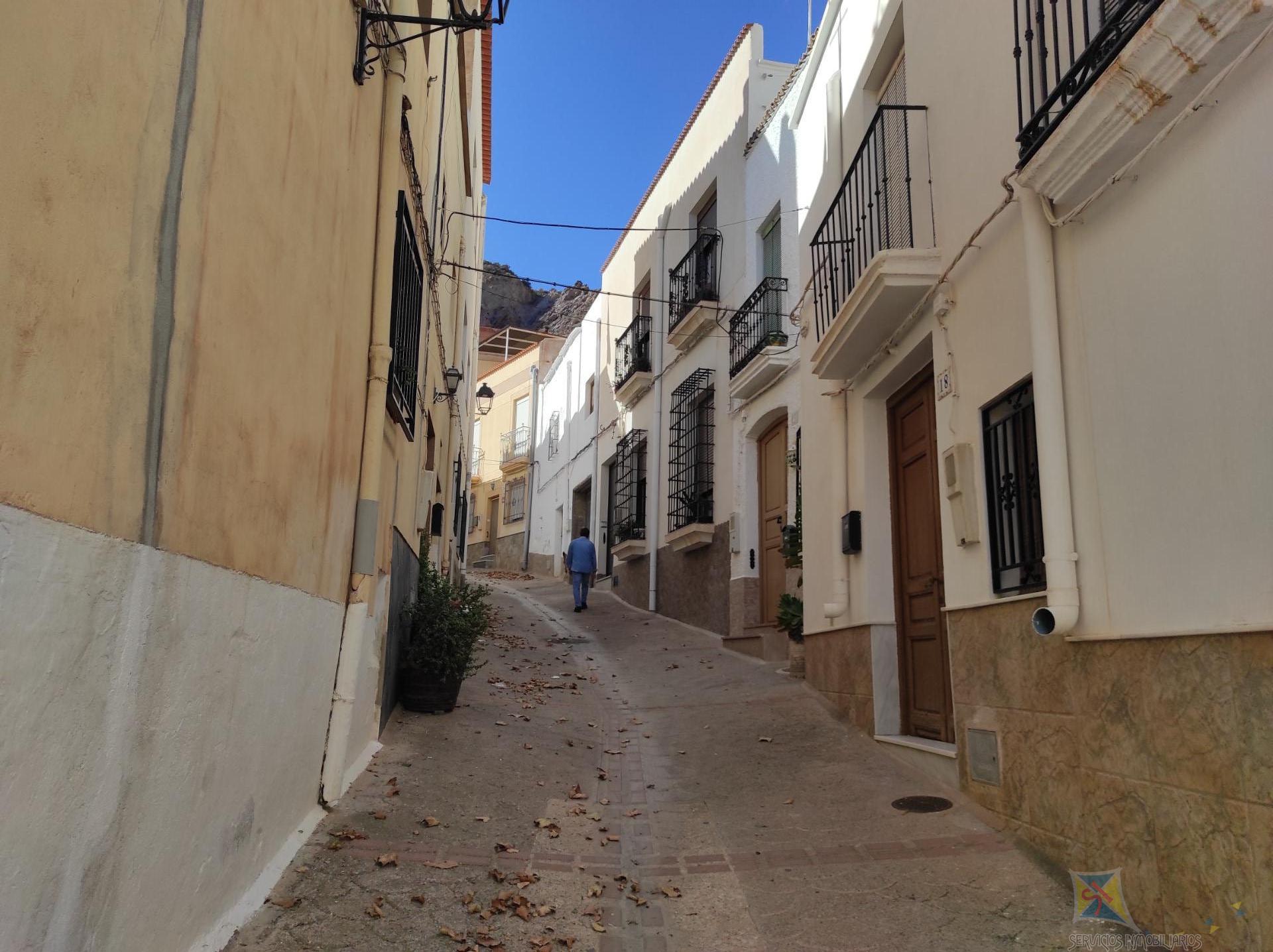 Venta de casa en Alboloduy