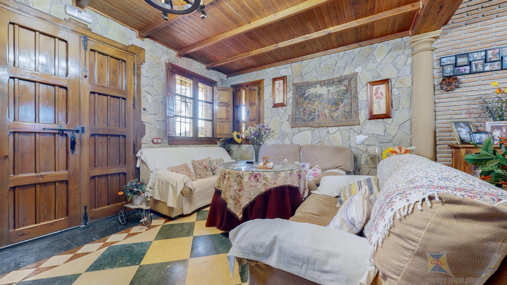 Venta de villa en Antequera