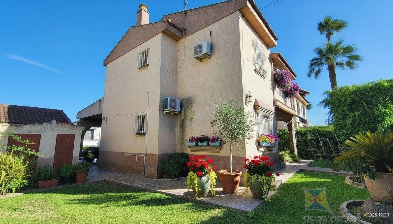 Venta de chalet en Palomares del Rio