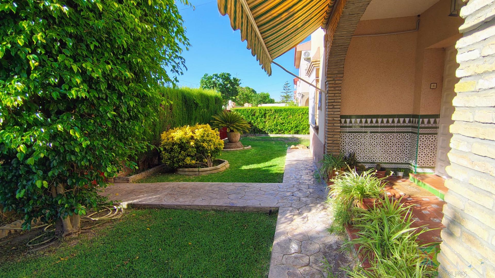 Venta de chalet en Palomares del Rio